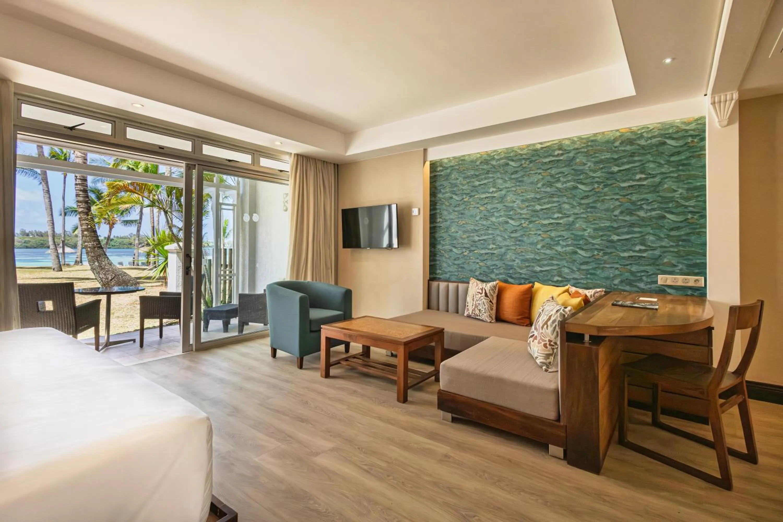 Bed in Shandrani Beachcomber Resort & Spa