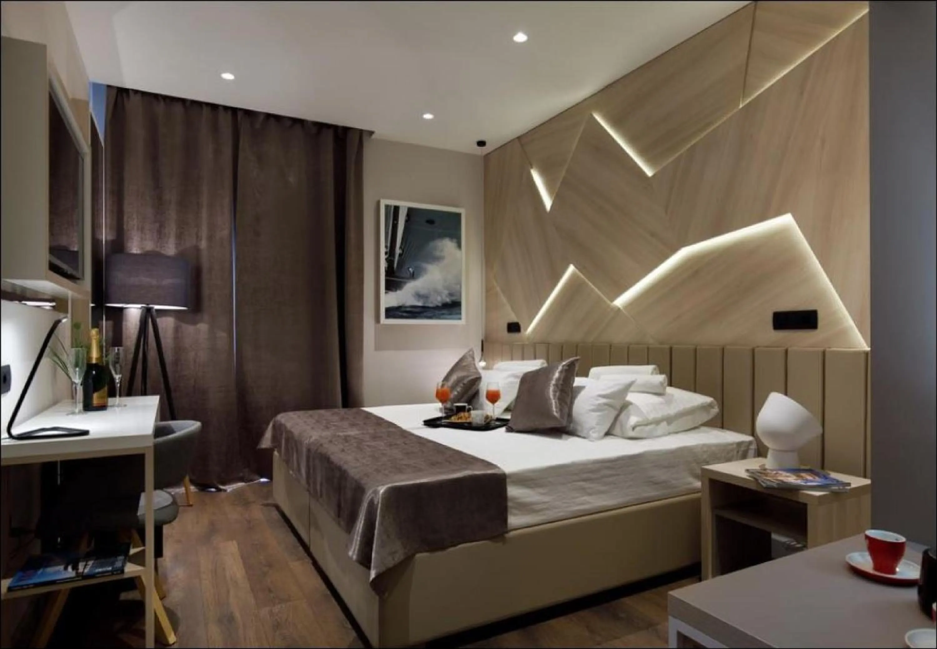 Photo of the whole room, Bed in Sailor Boutique Rooms