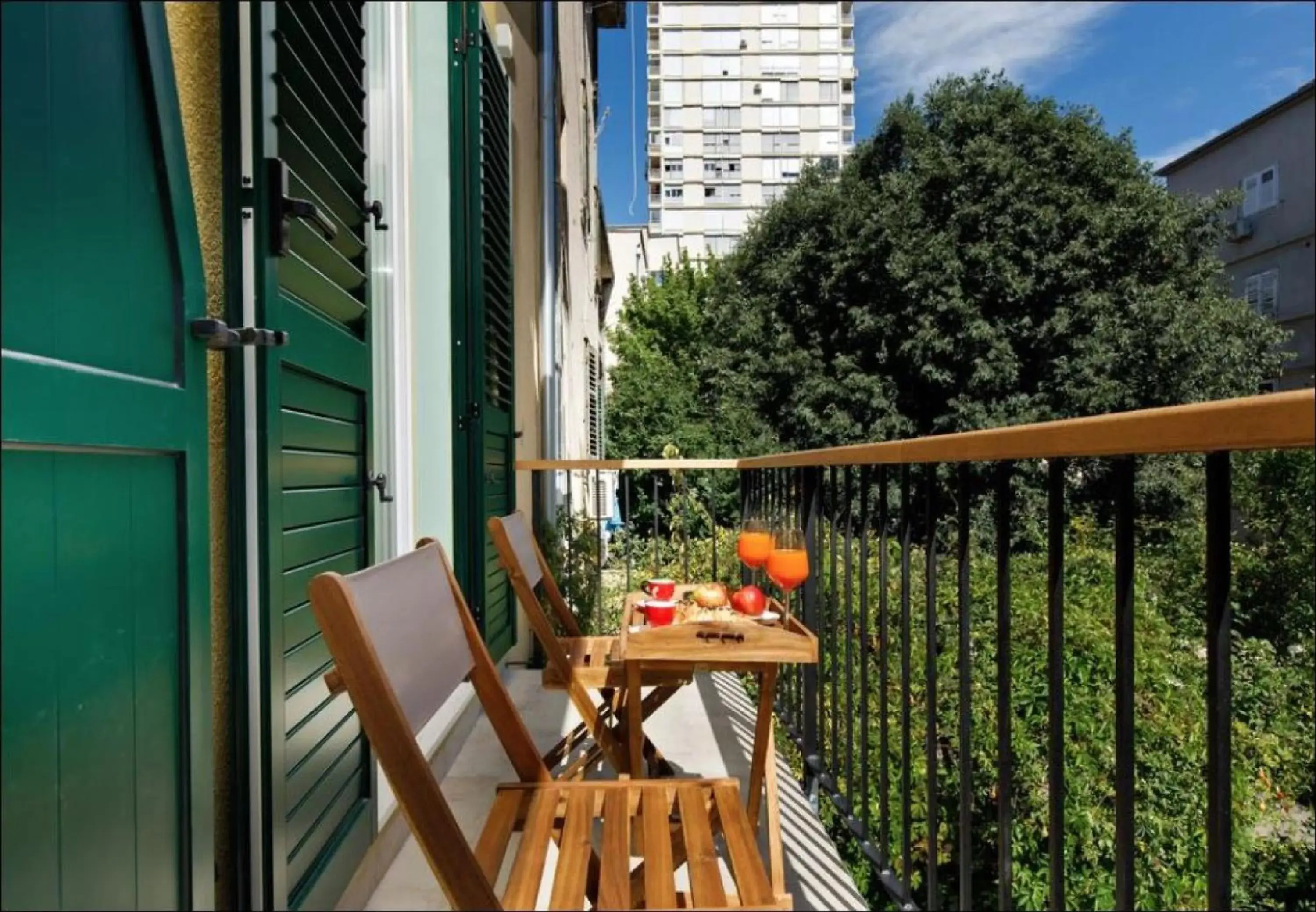 Deluxe Double Room with Balcony in Sailor Boutique Rooms Deluxe Double Room with Balcony in Sailor Boutique Rooms
