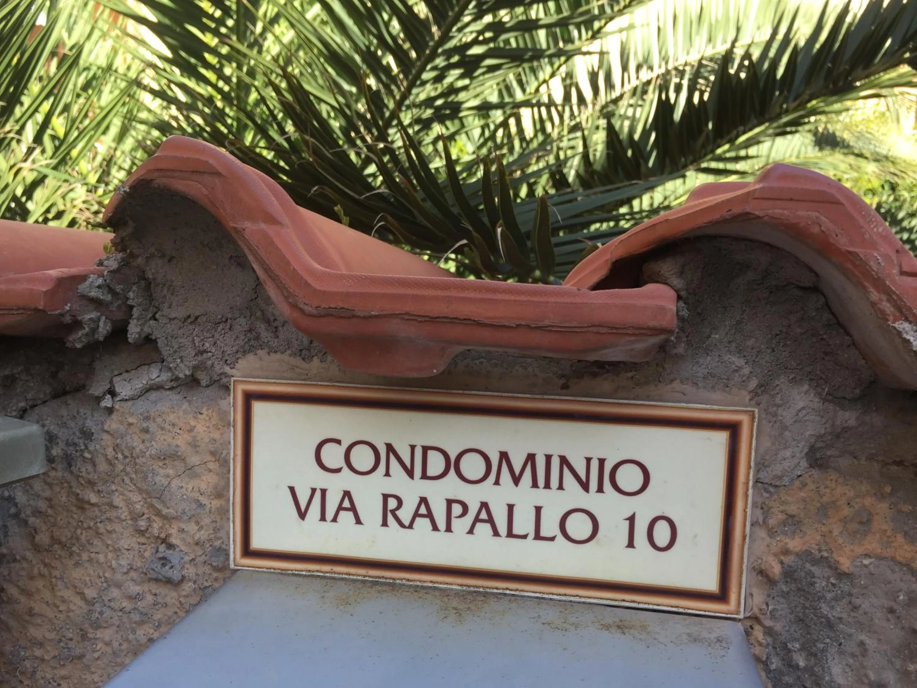 Property building in Il Viaggiatore Via Rimini Serapo