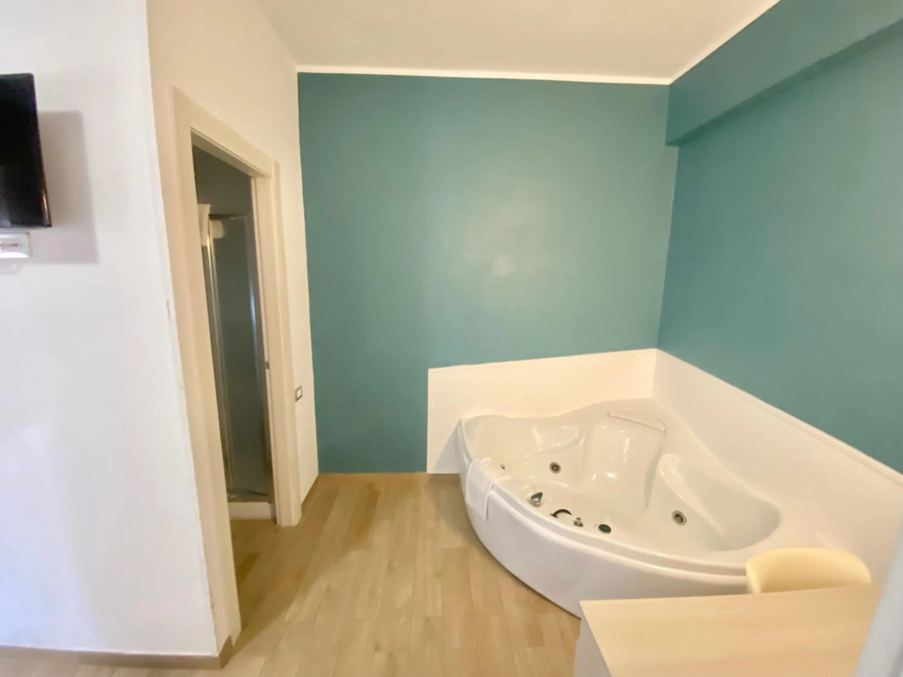 Il Viaggiatore Via Rimini Serapo