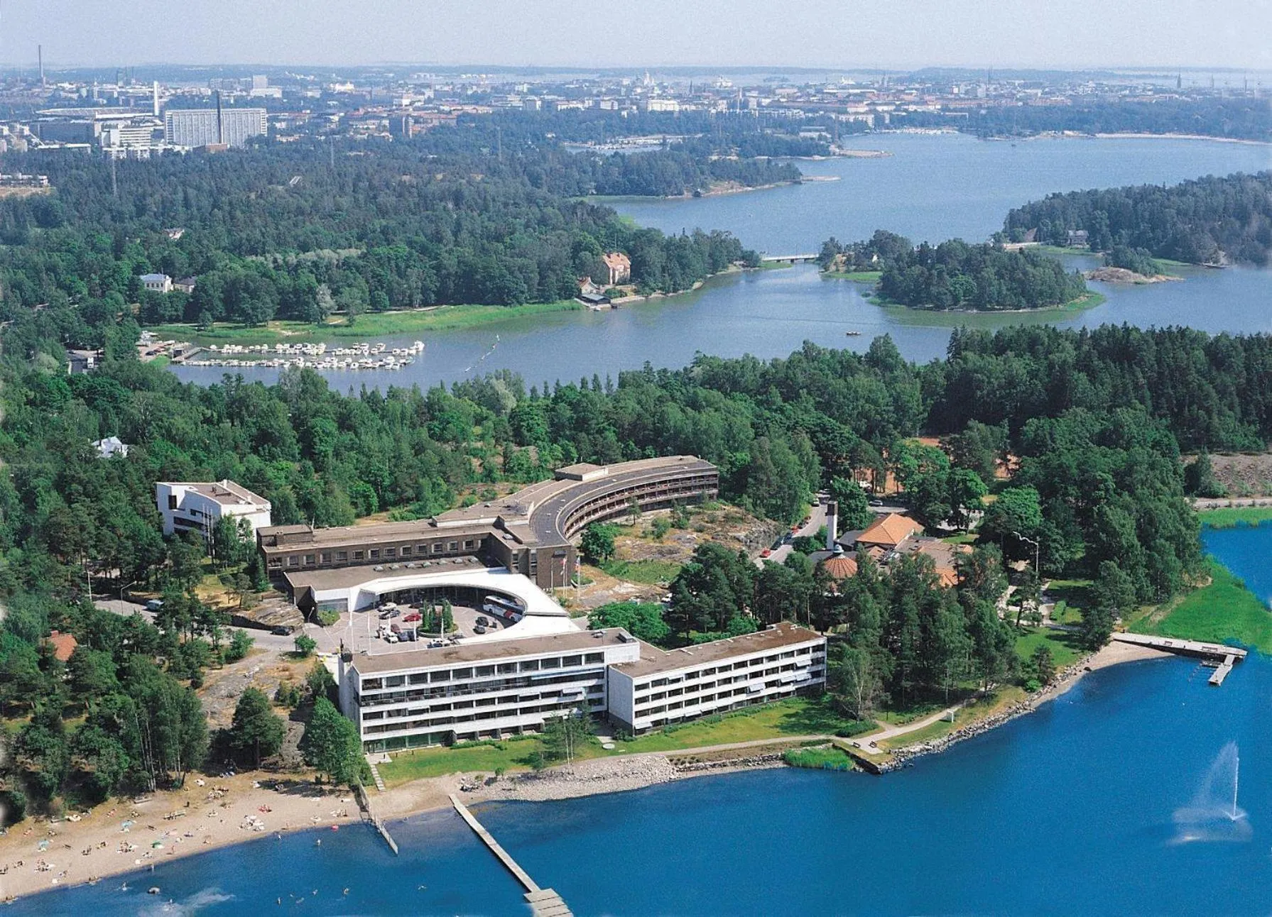Property building in Hilton Helsinki Kalastajatorppa