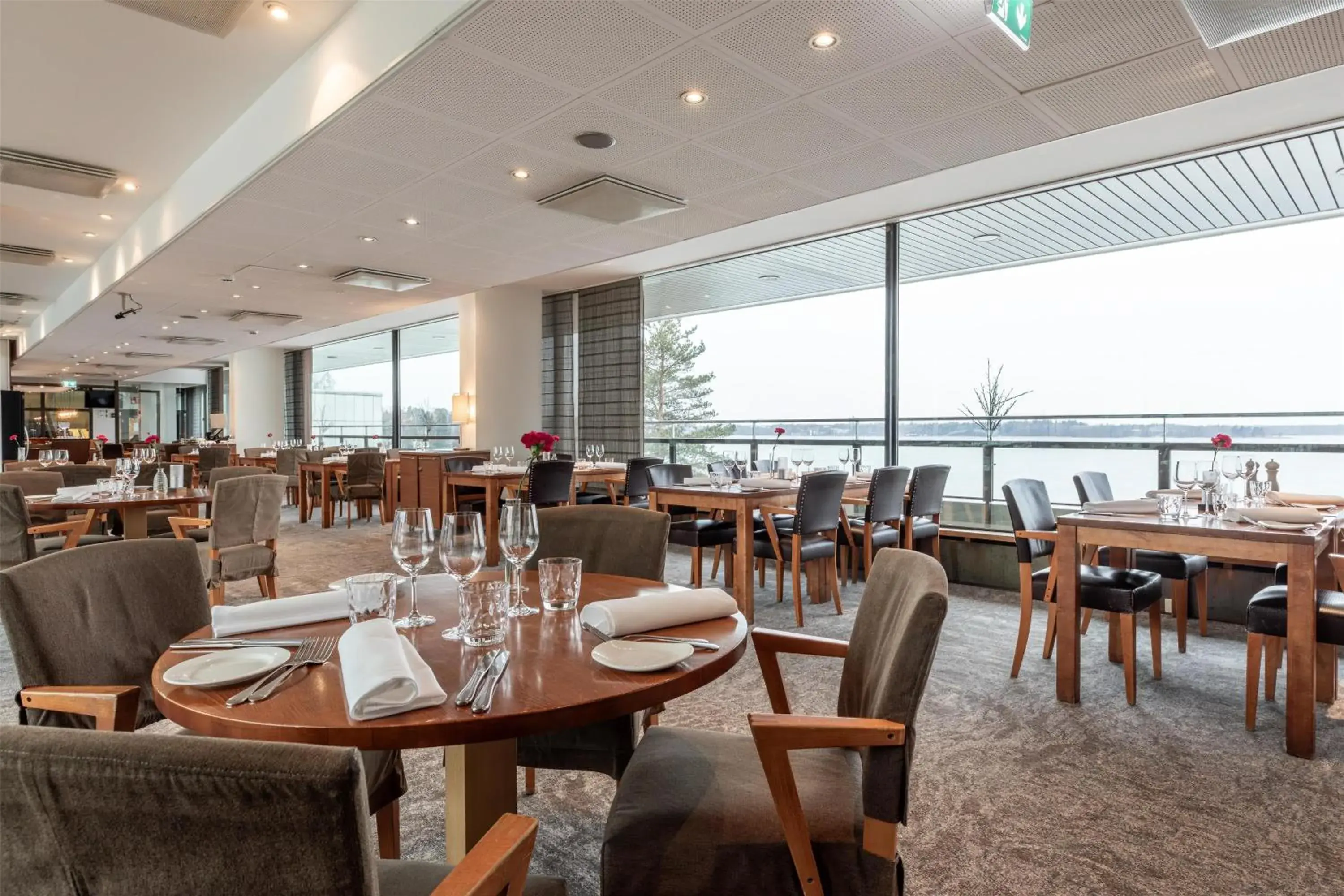 Restaurant/places to eat in Hilton Helsinki Kalastajatorppa Restaurant/places to eat in Hilton Helsinki Kalastajatorppa