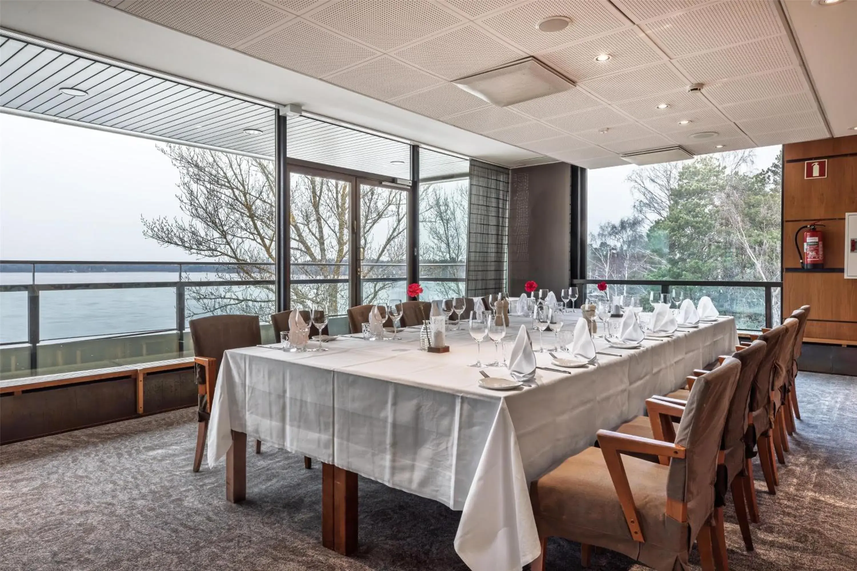 Restaurant/places to eat in Hilton Helsinki Kalastajatorppa Restaurant/places to eat in Hilton Helsinki Kalastajatorppa