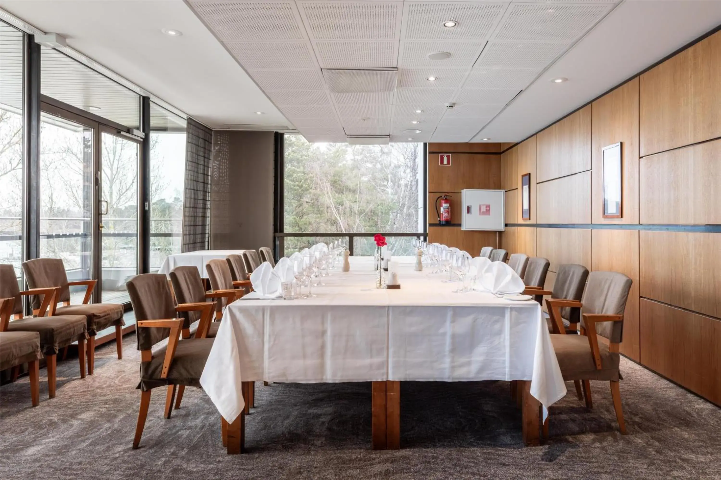 Restaurant/places to eat in Hilton Helsinki Kalastajatorppa Restaurant/places to eat in Hilton Helsinki Kalastajatorppa