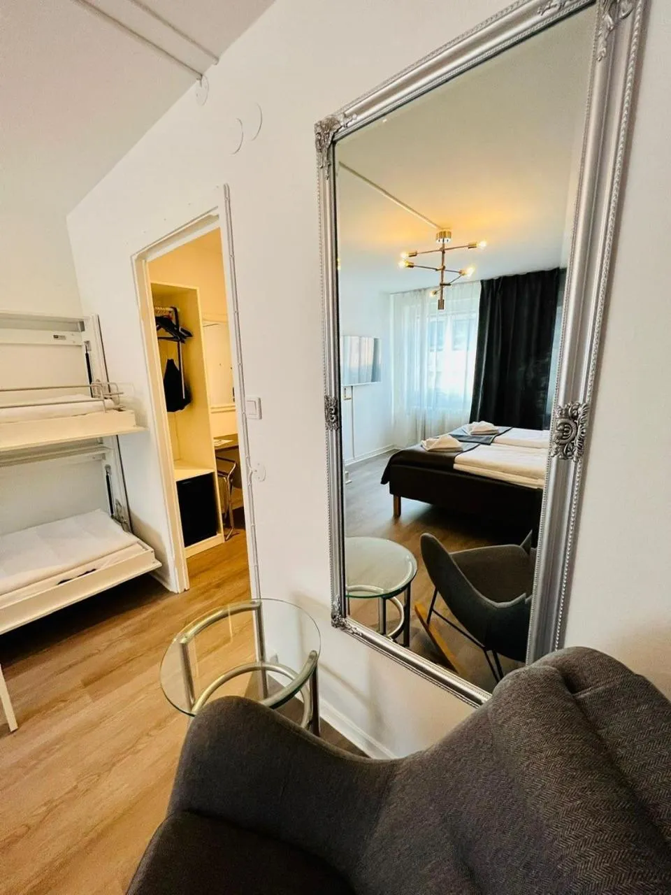 Property building, Bed in Palm Tree Hotel, Best Western Signature Collection