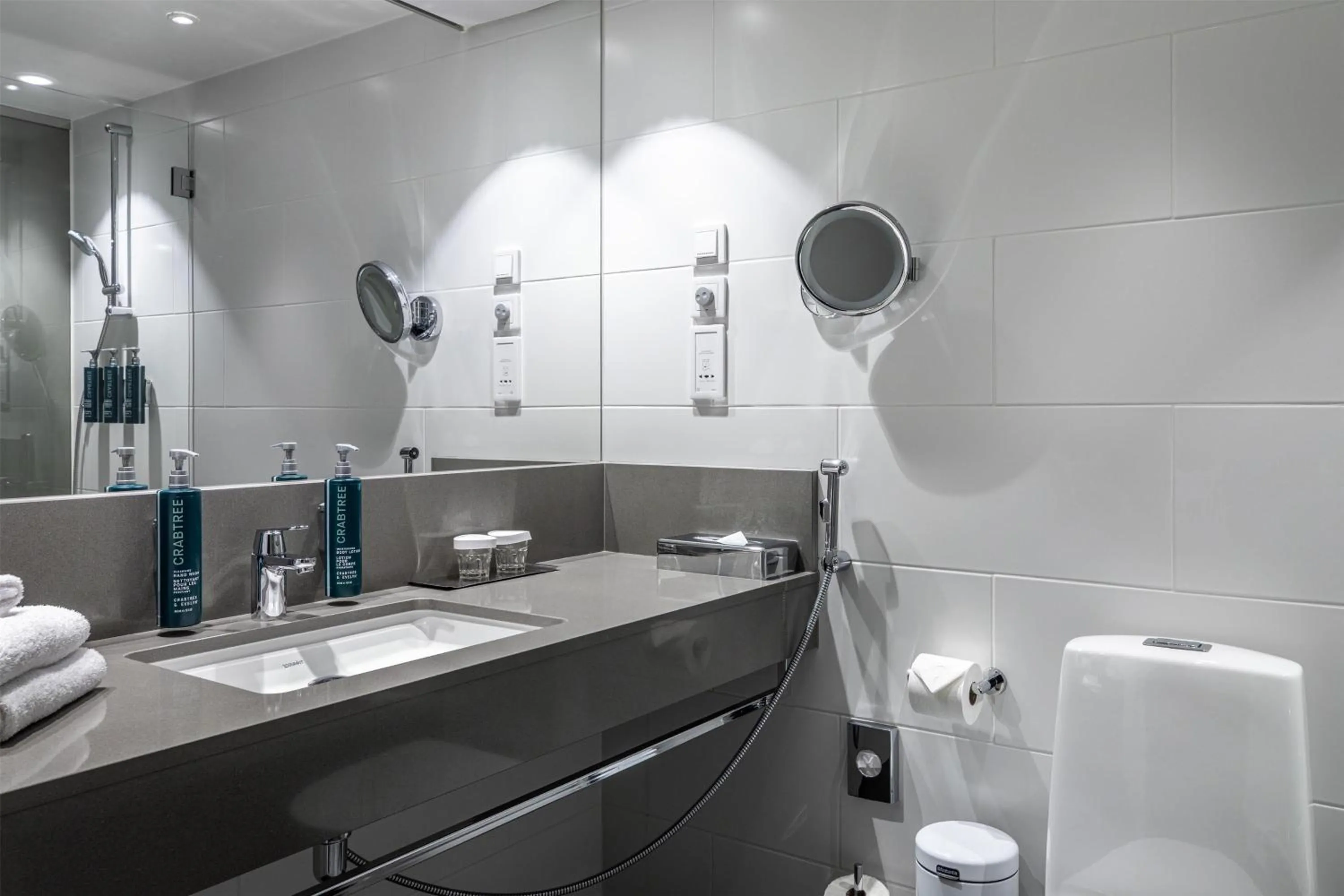 Bathroom in Hilton Helsinki Strand