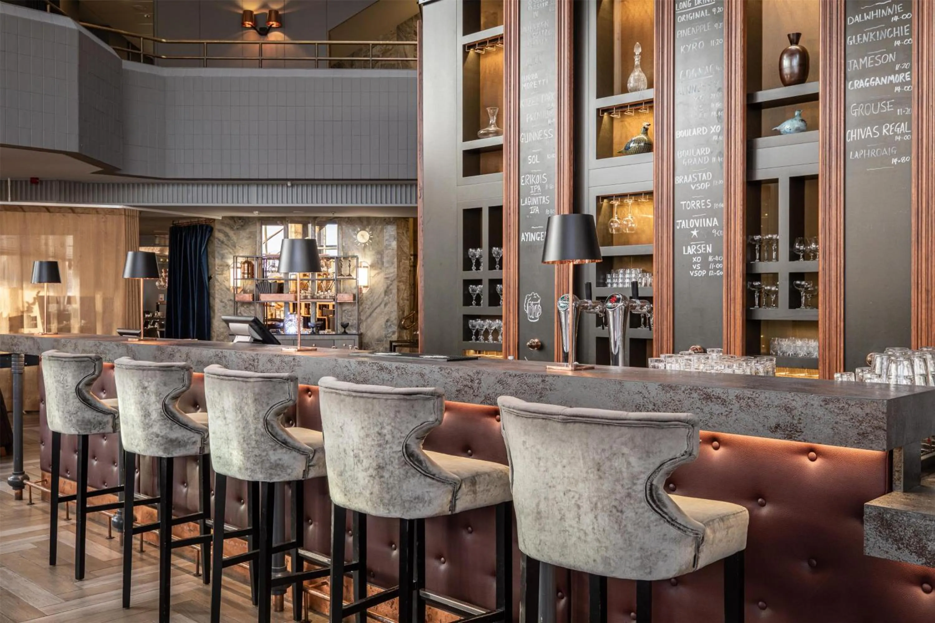 Lounge or bar in Hilton Helsinki Strand