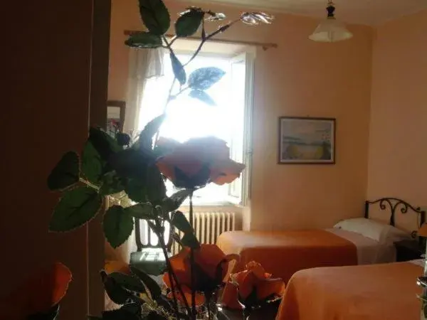 Bedroom, Bed in Albergo Anna