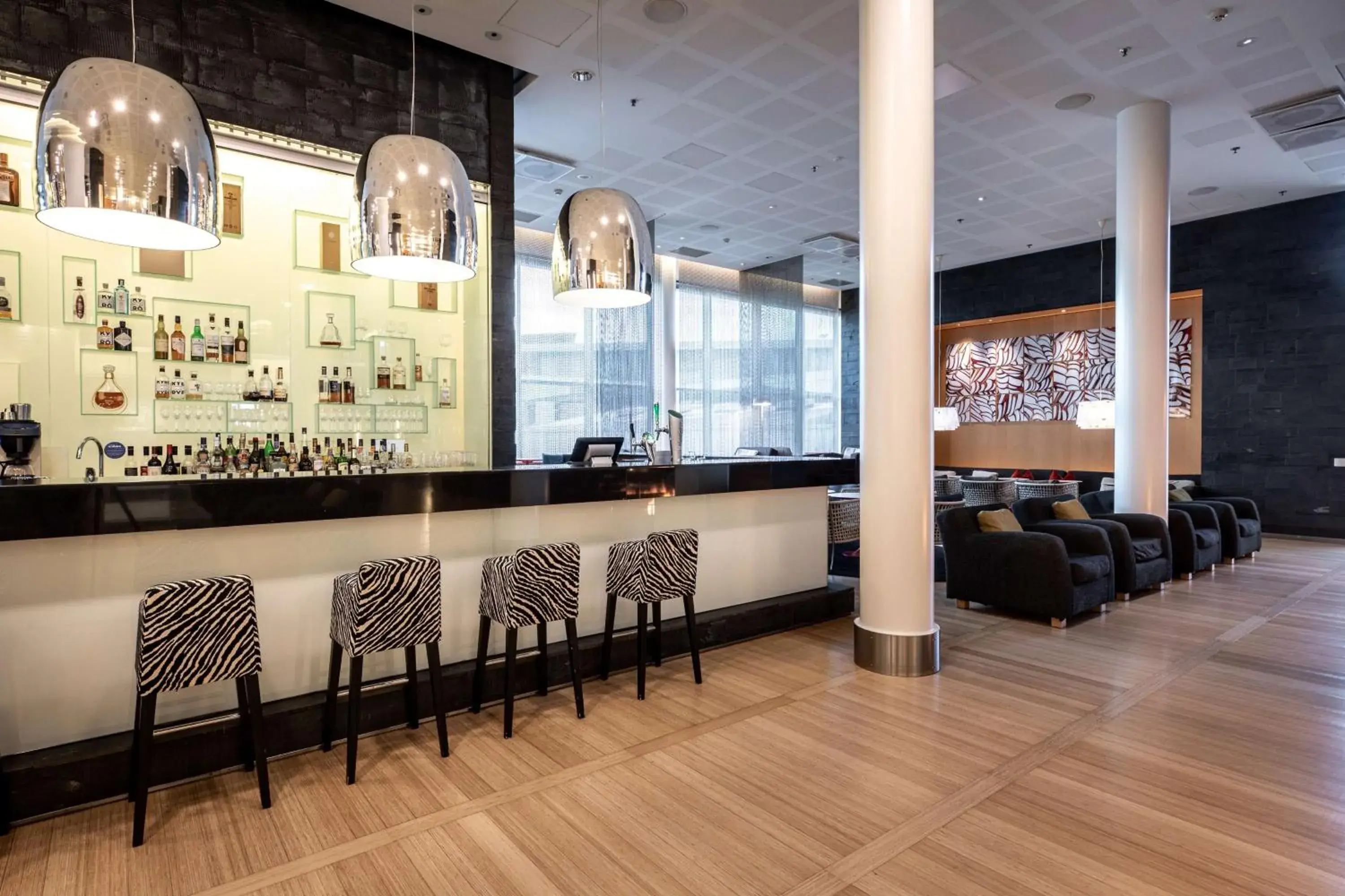 Lounge or bar in Hilton Helsinki Airport Lounge or bar in Hilton Helsinki Airport