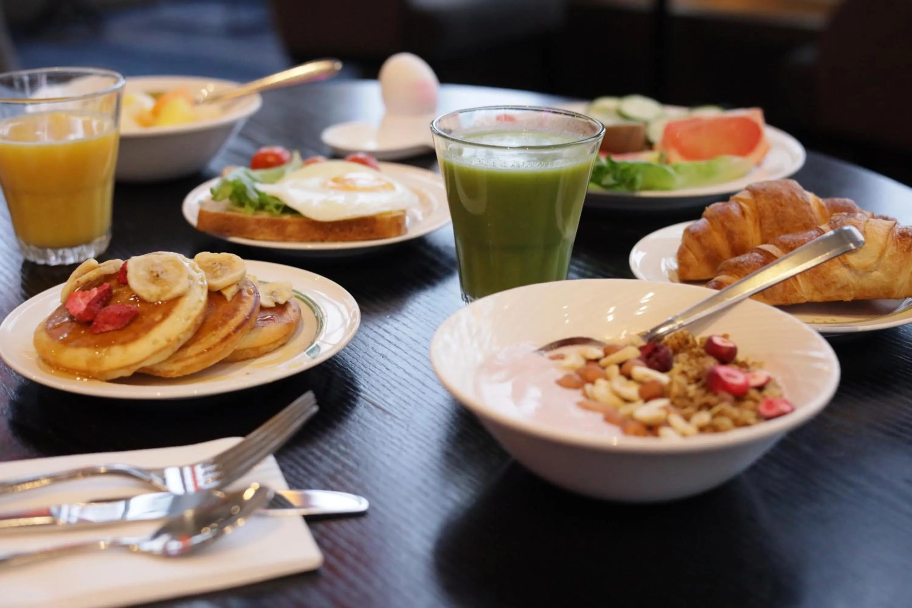 Breakfast in Hilton Helsinki Airport