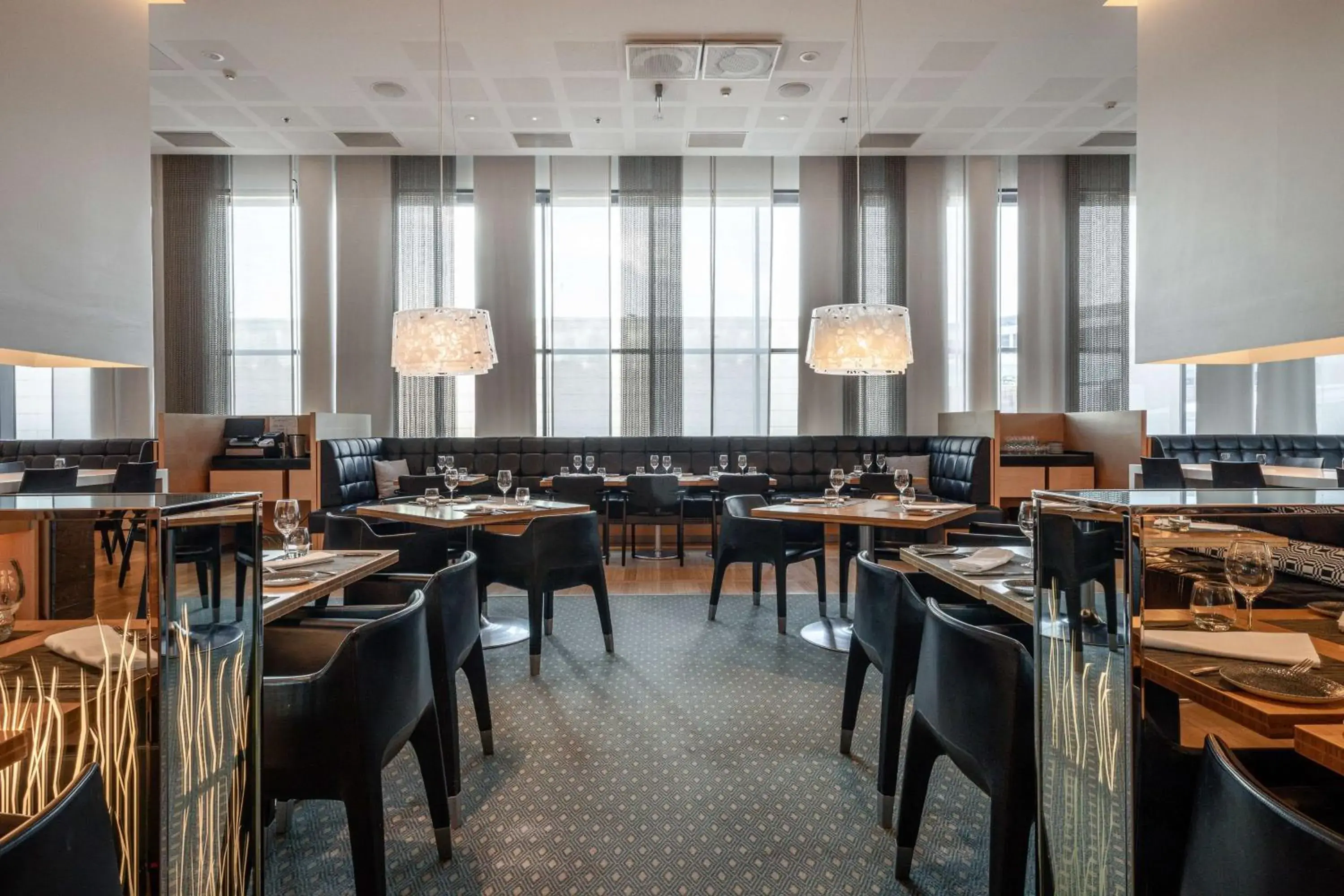 Restaurant/places to eat in Hilton Helsinki Airport Restaurant/places to eat in Hilton Helsinki Airport