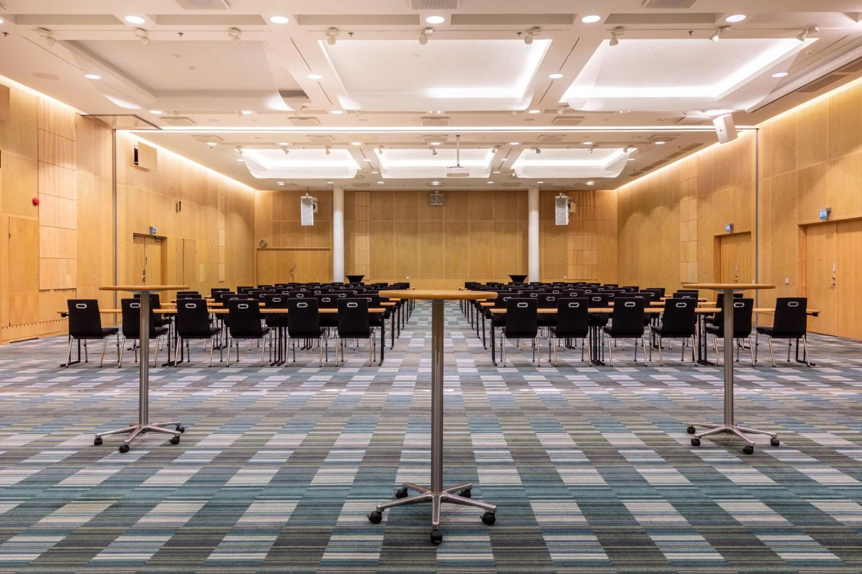Meeting/conference room in Hilton Helsinki Airport