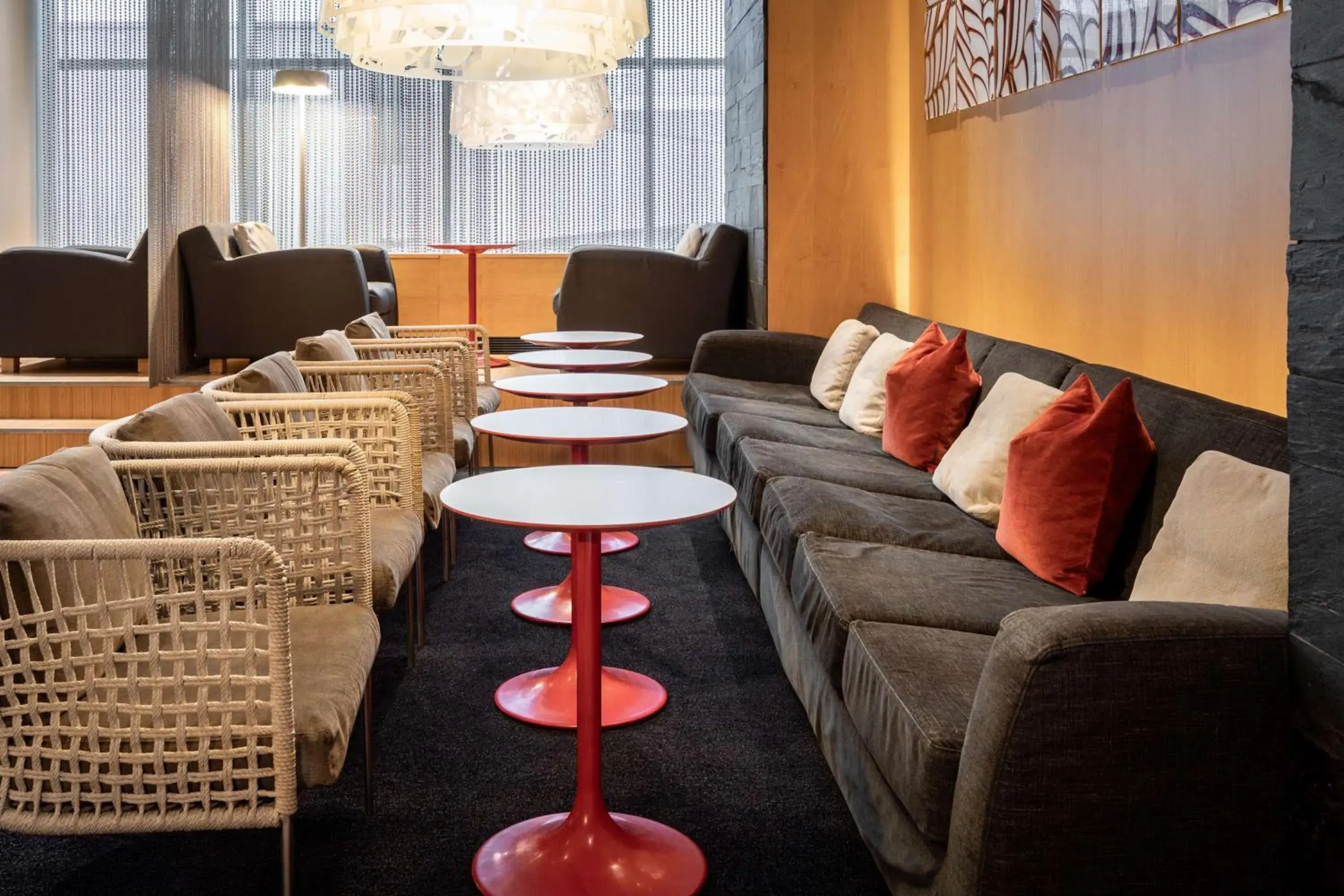 Lounge or bar in Hilton Helsinki Airport Lounge or bar in Hilton Helsinki Airport