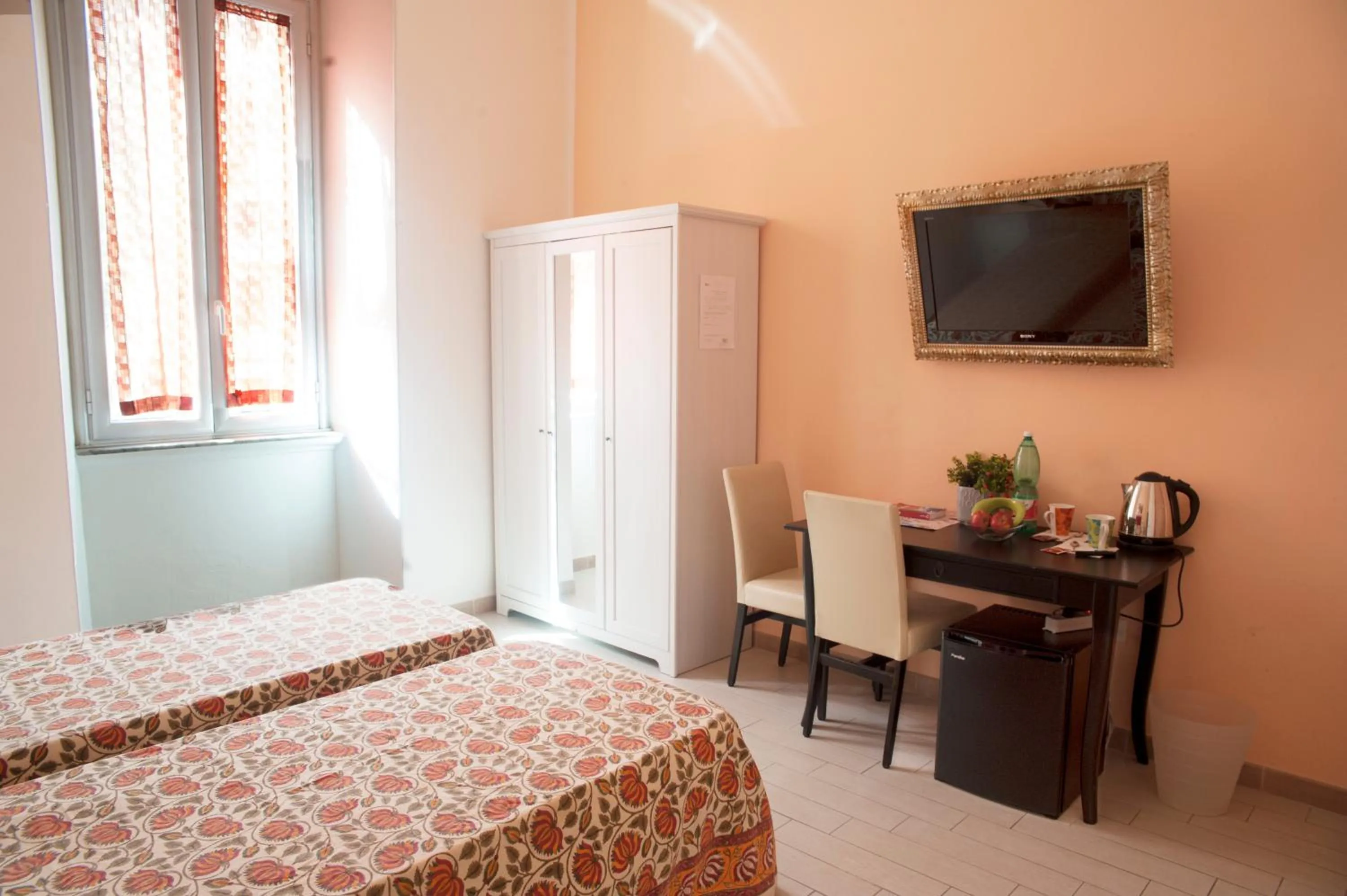 Bed in Merulana Suite