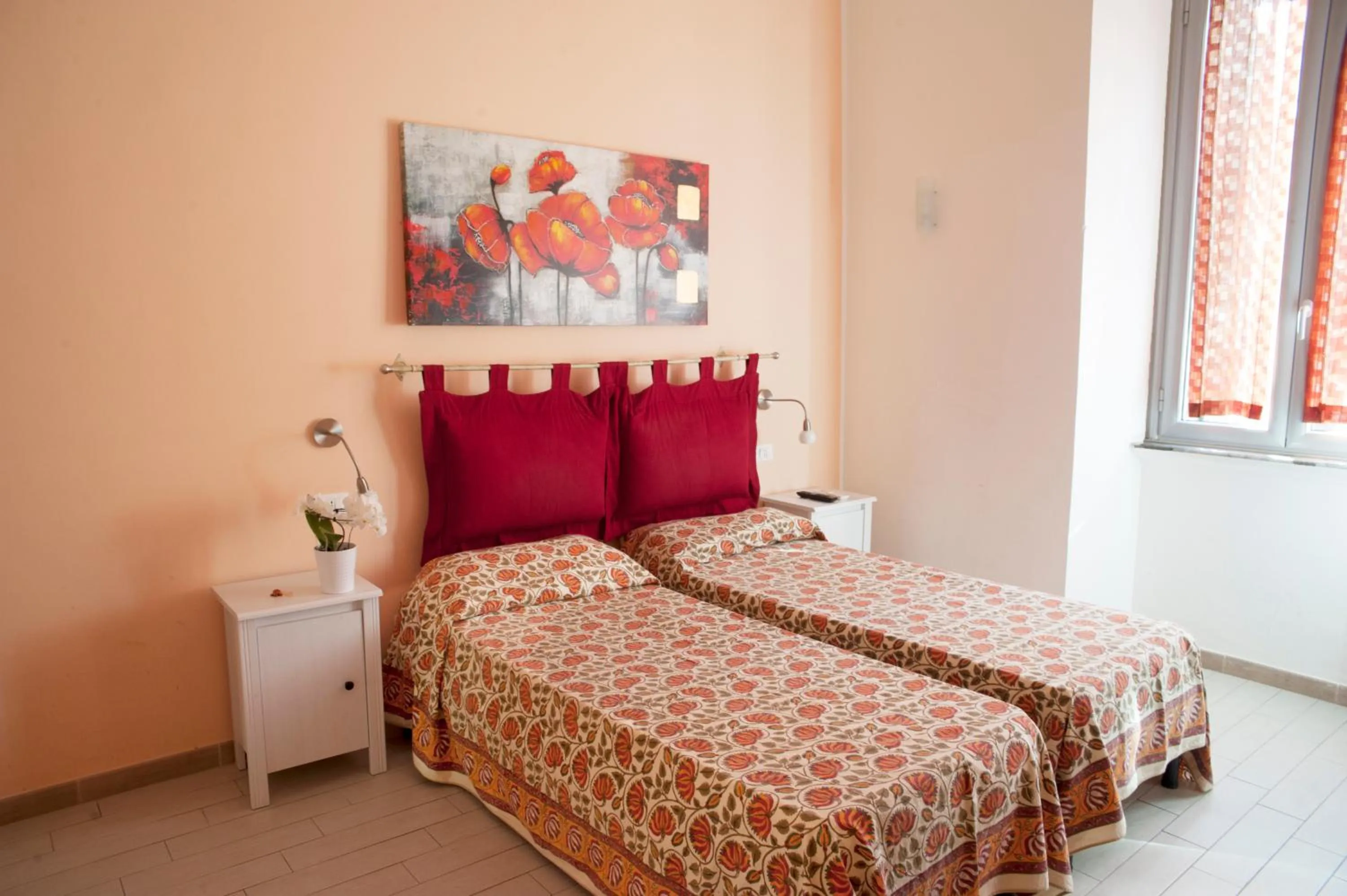 Photo of the whole room, Bed in Merulana Suite