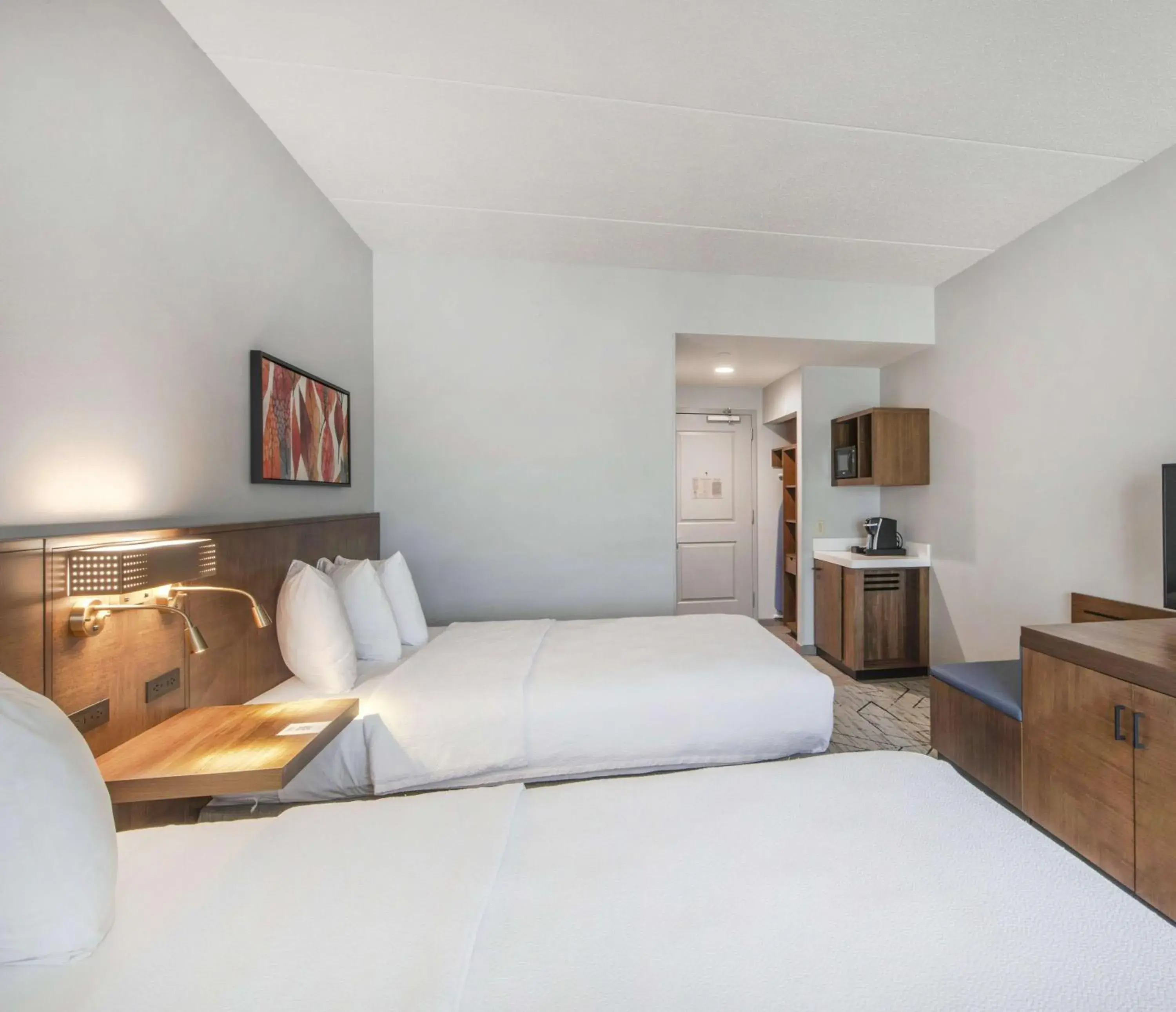 Bed in Hilton Garden Inn Raleigh Cary Bed in Hilton Garden Inn Raleigh Cary