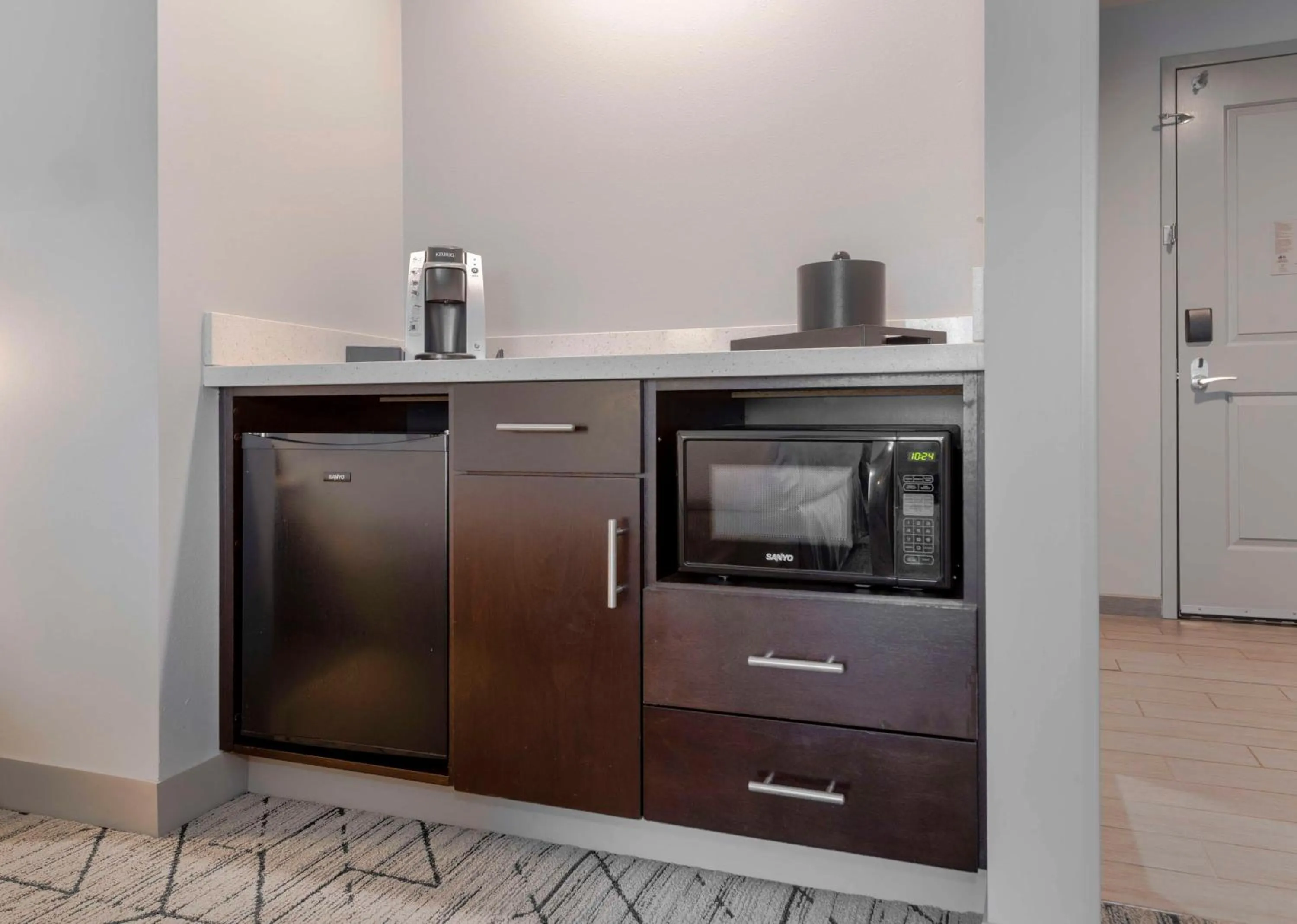 Photo of the whole room in Hilton Garden Inn Raleigh Cary