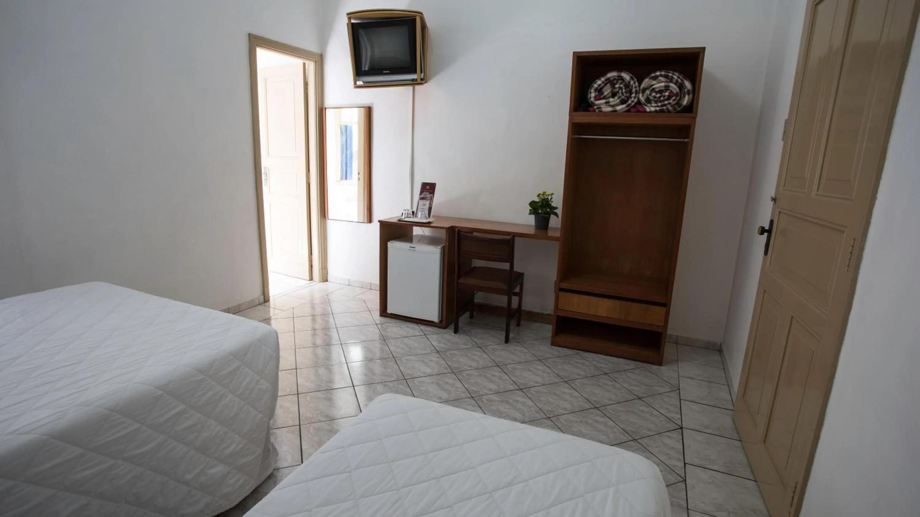 View (from property/room), Bed in Atlântico Hotel