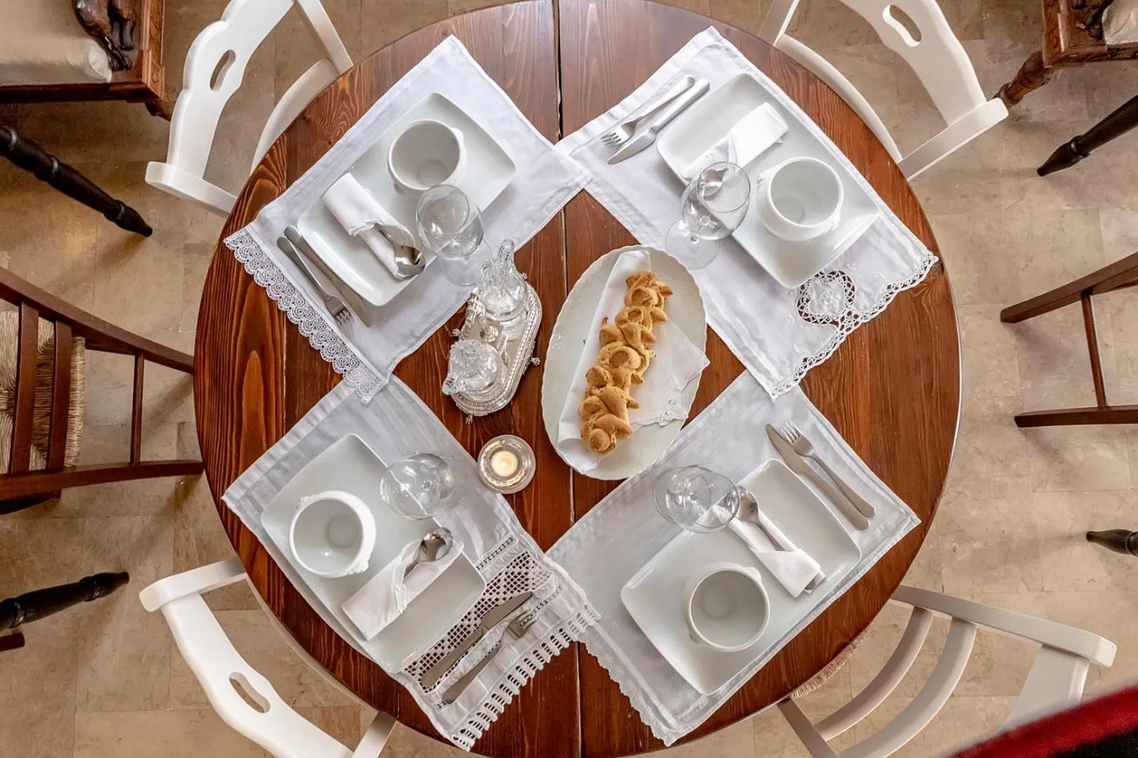 Food and drinks in Hotel Pocho