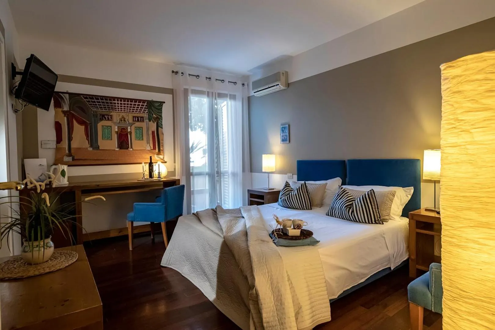 Photo of the whole room, Bed in Hotel Pocho