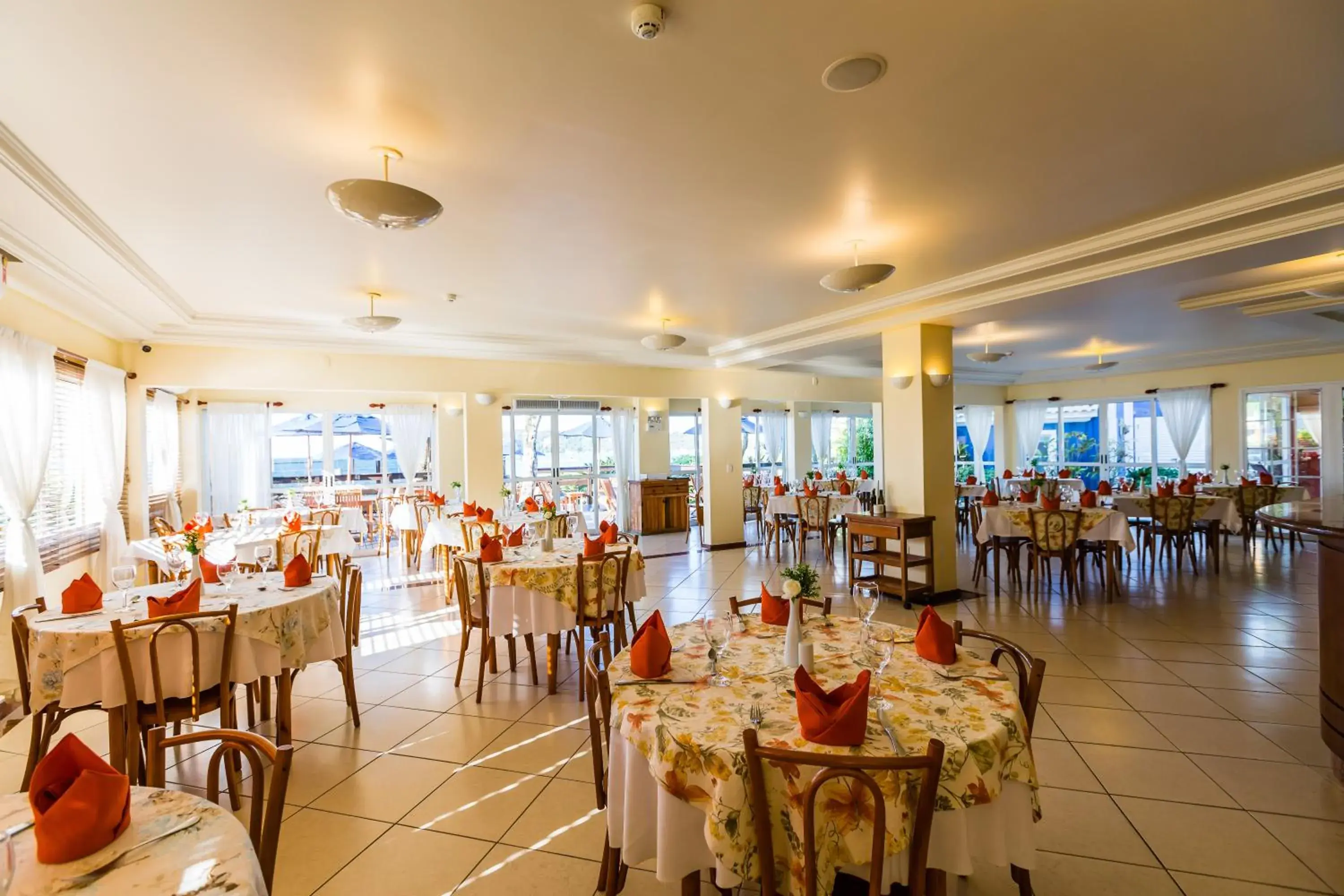 Restaurant/places to eat in Hotel Vila do Farol Restaurant/places to eat in Hotel Vila do Farol
