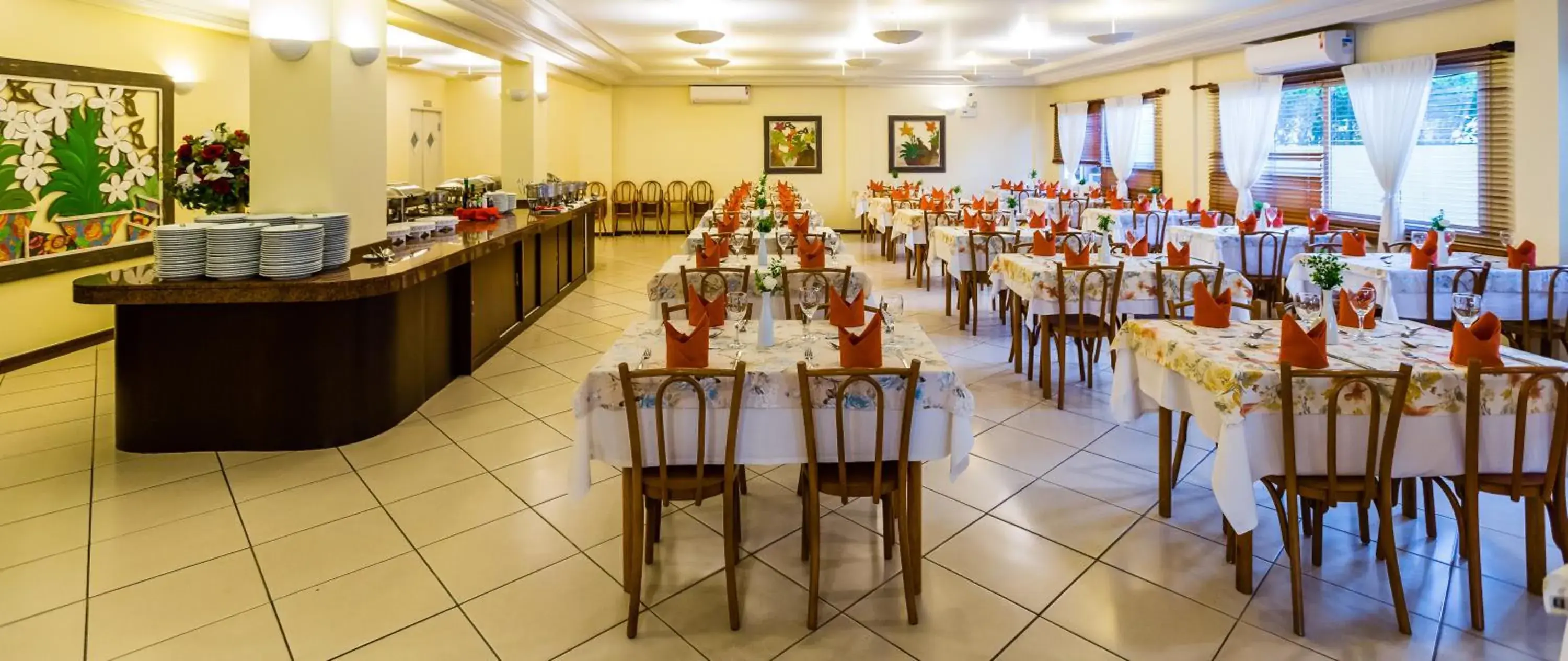 Restaurant/places to eat in Hotel Vila do Farol Restaurant/places to eat in Hotel Vila do Farol