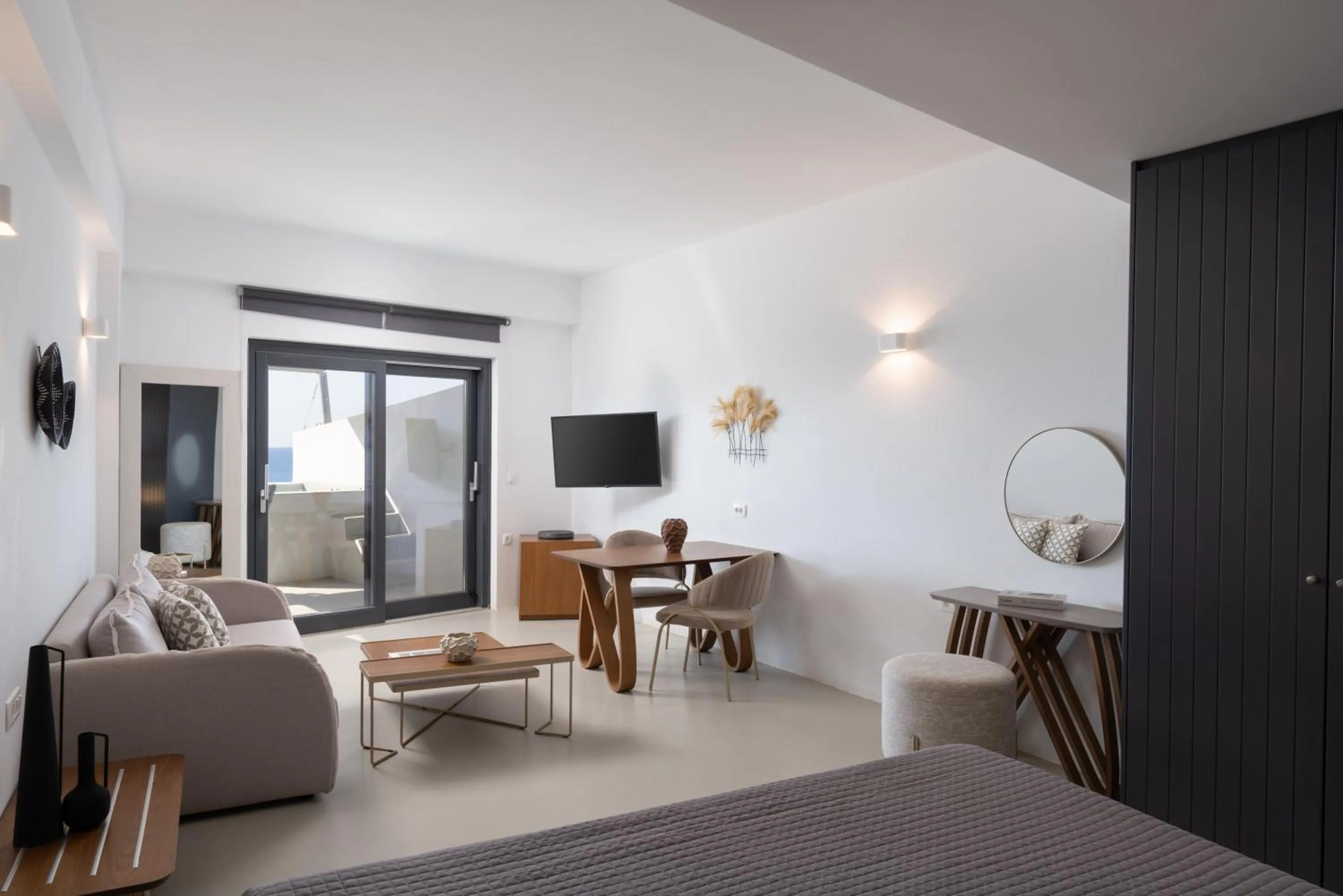 Photo of the whole room, Bed in Santorini Princess Spa Hotel