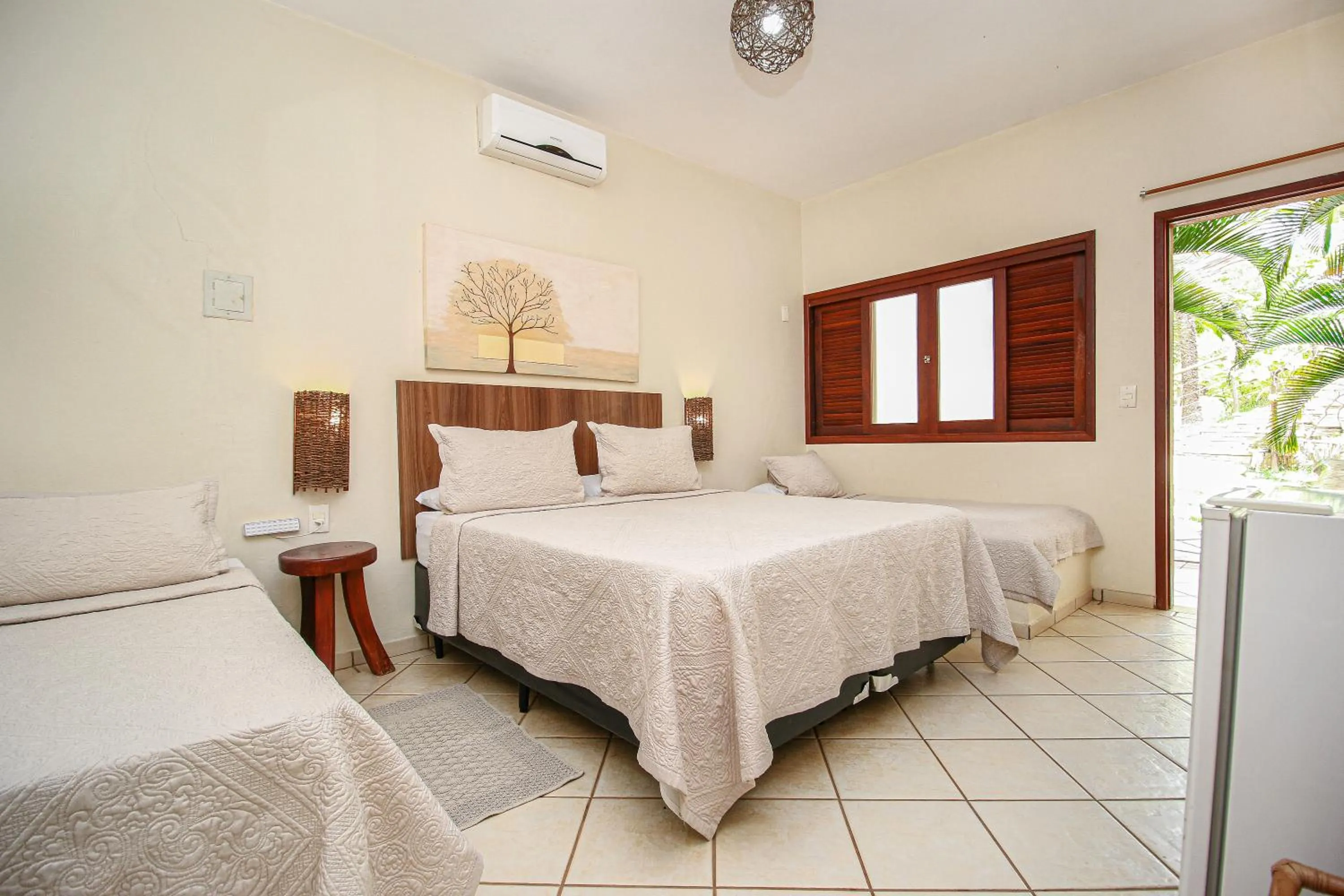 Bedroom, Bed in Pousada Flores do Cerrado