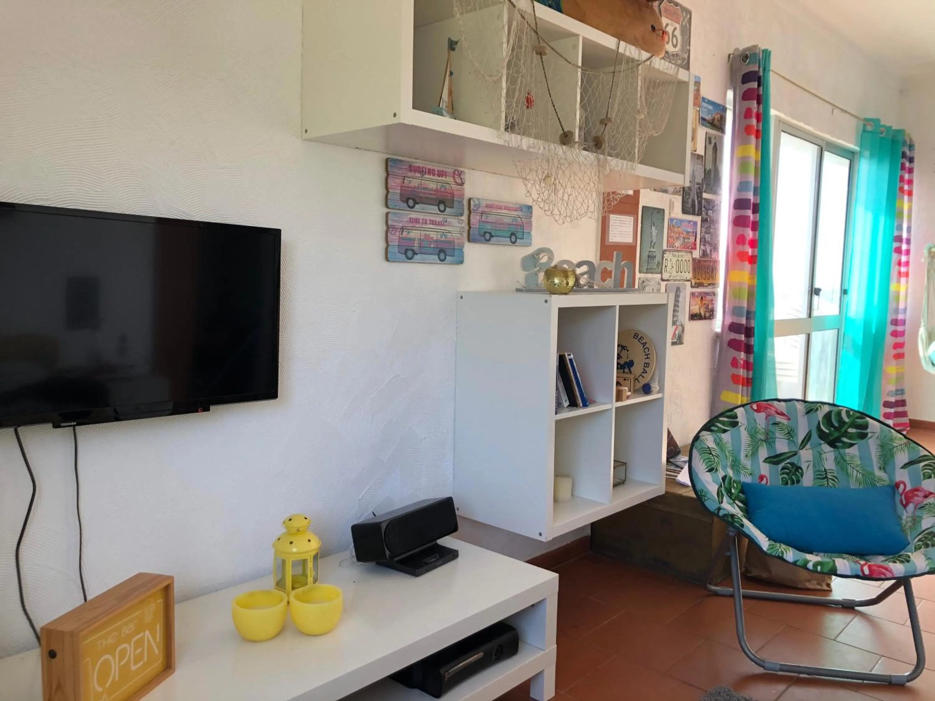 Fonte da Telha Beach Hostel