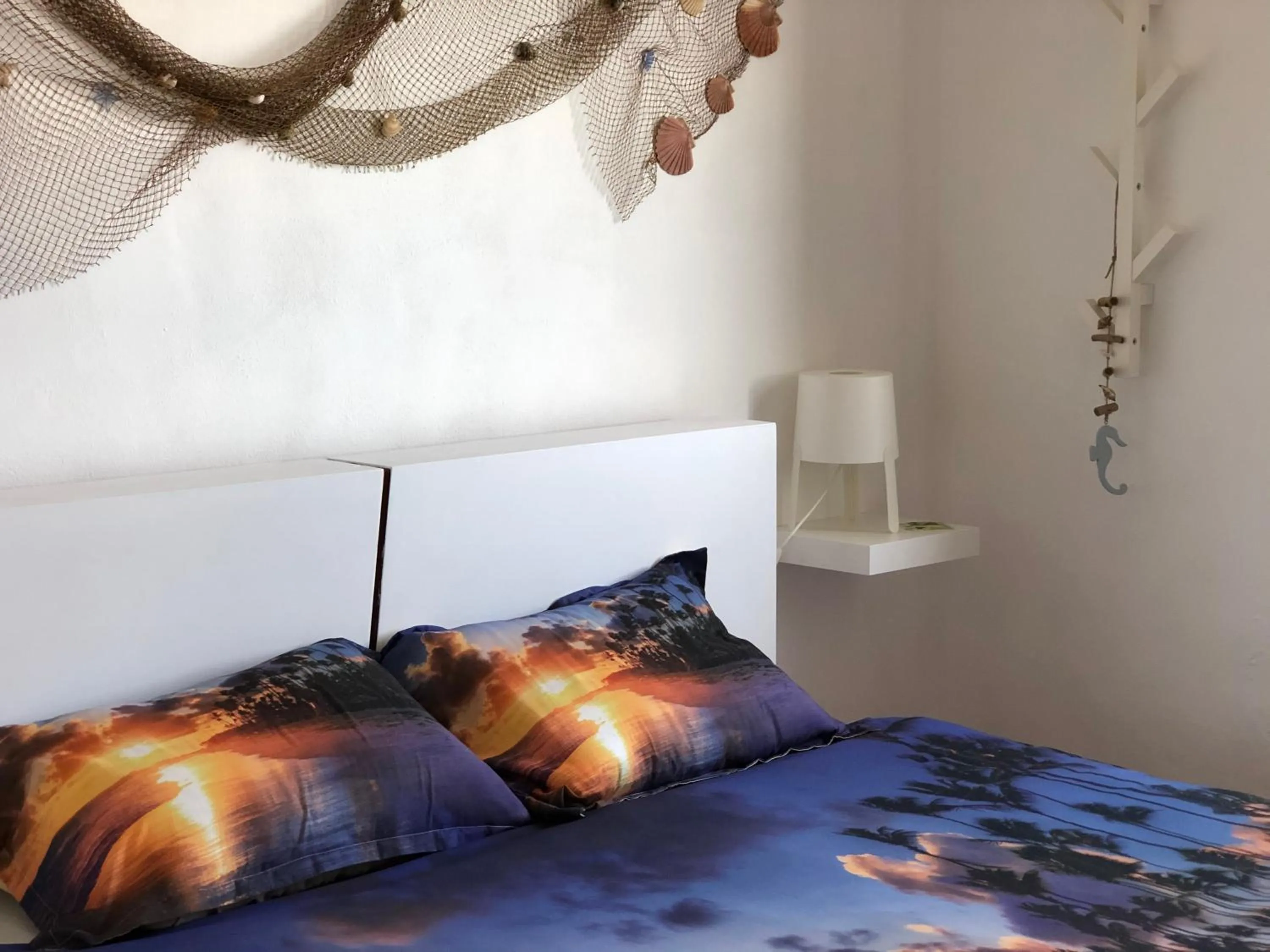 Bed in Fonte da Telha Beach Hostel