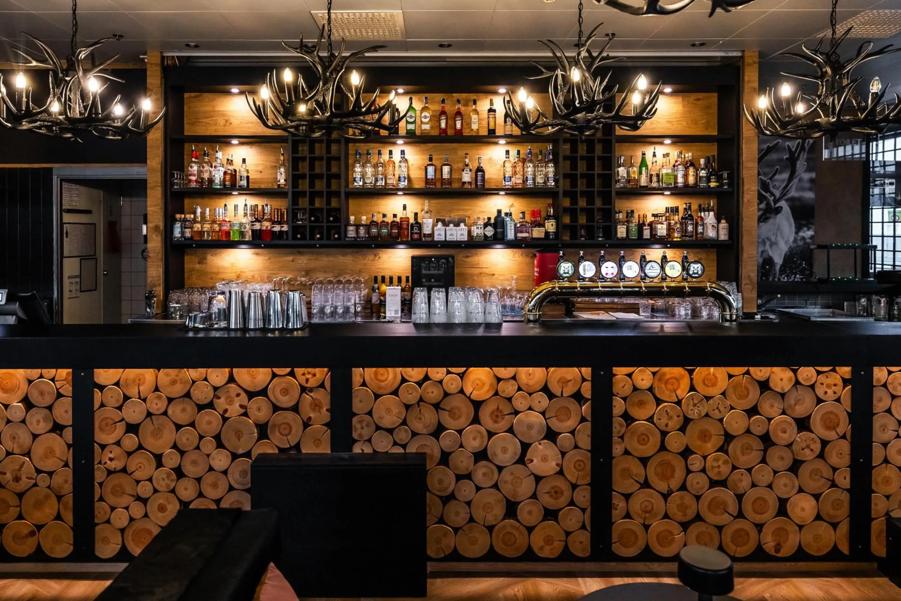 Lounge or bar in Santa's Hotel Santa Claus