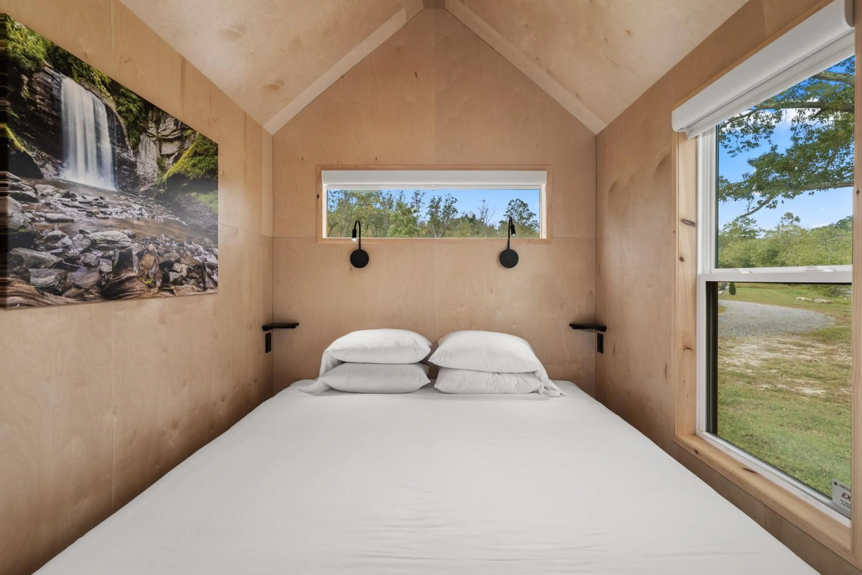 Bed in Asheville River Cabins