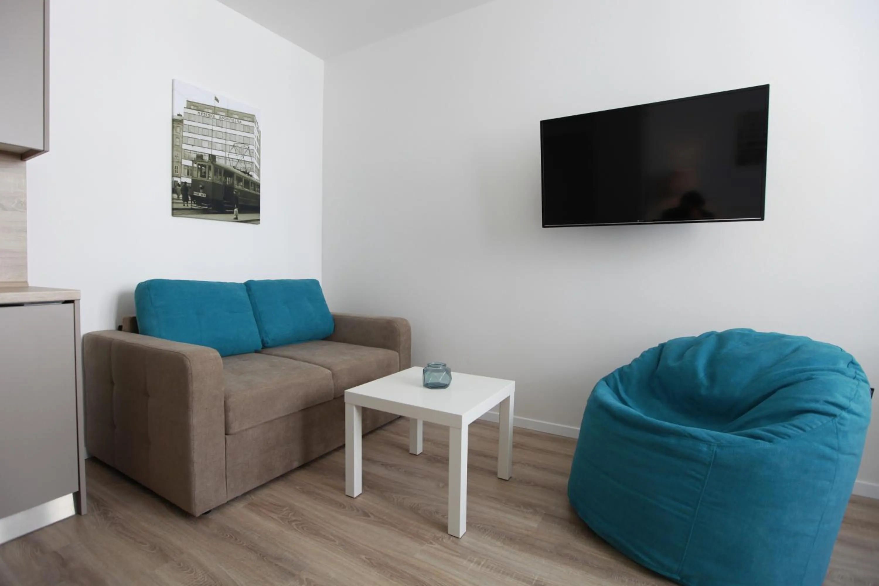 TV and multimedia in City Center Best Place Apartments