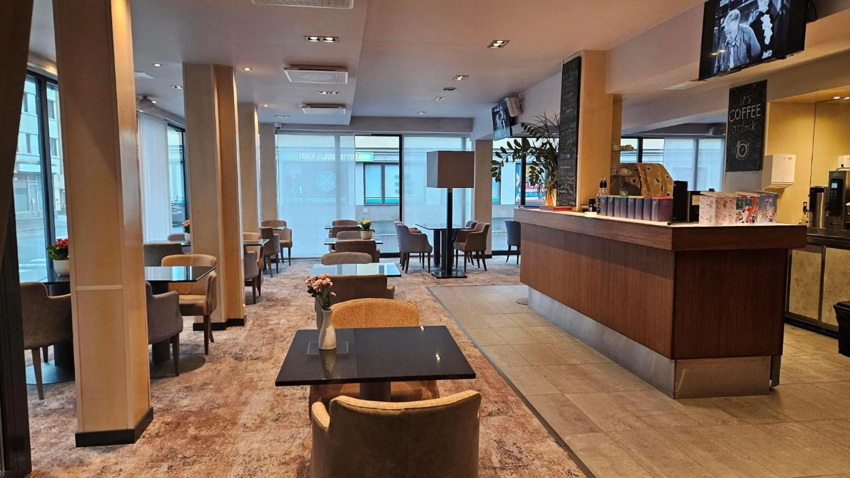 Breakfast in Best Western Hotel Apollo