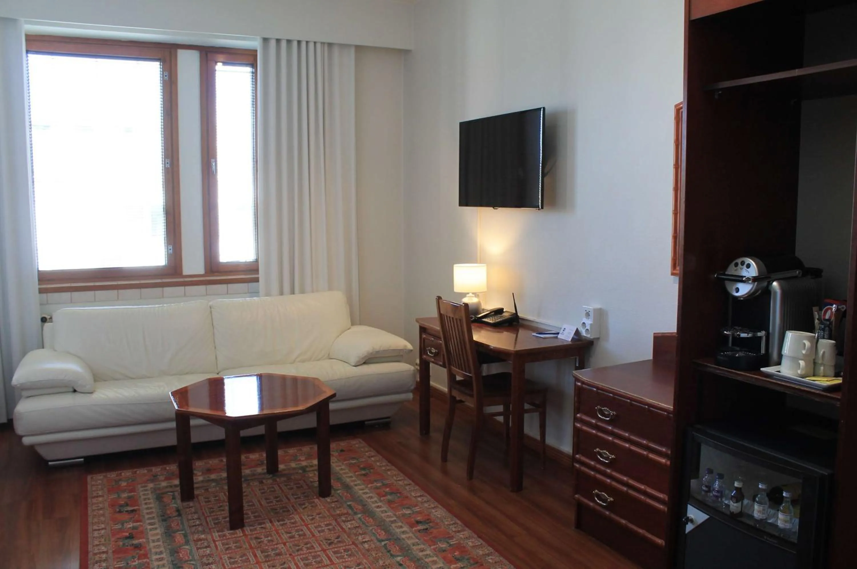 Bedroom in Best Western Hotel Apollo