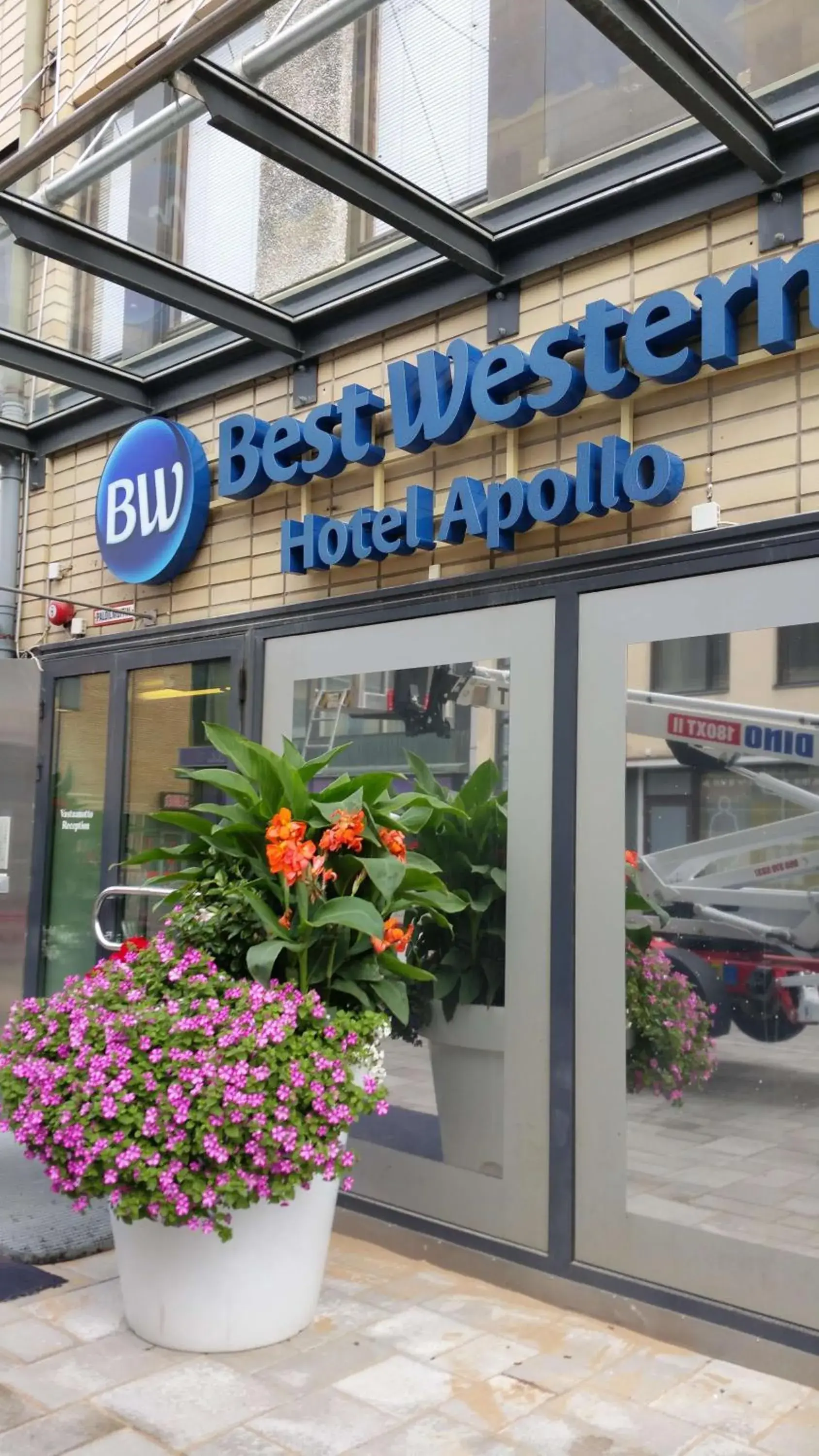 Property building in Best Western Hotel Apollo Property building in Best Western Hotel Apollo