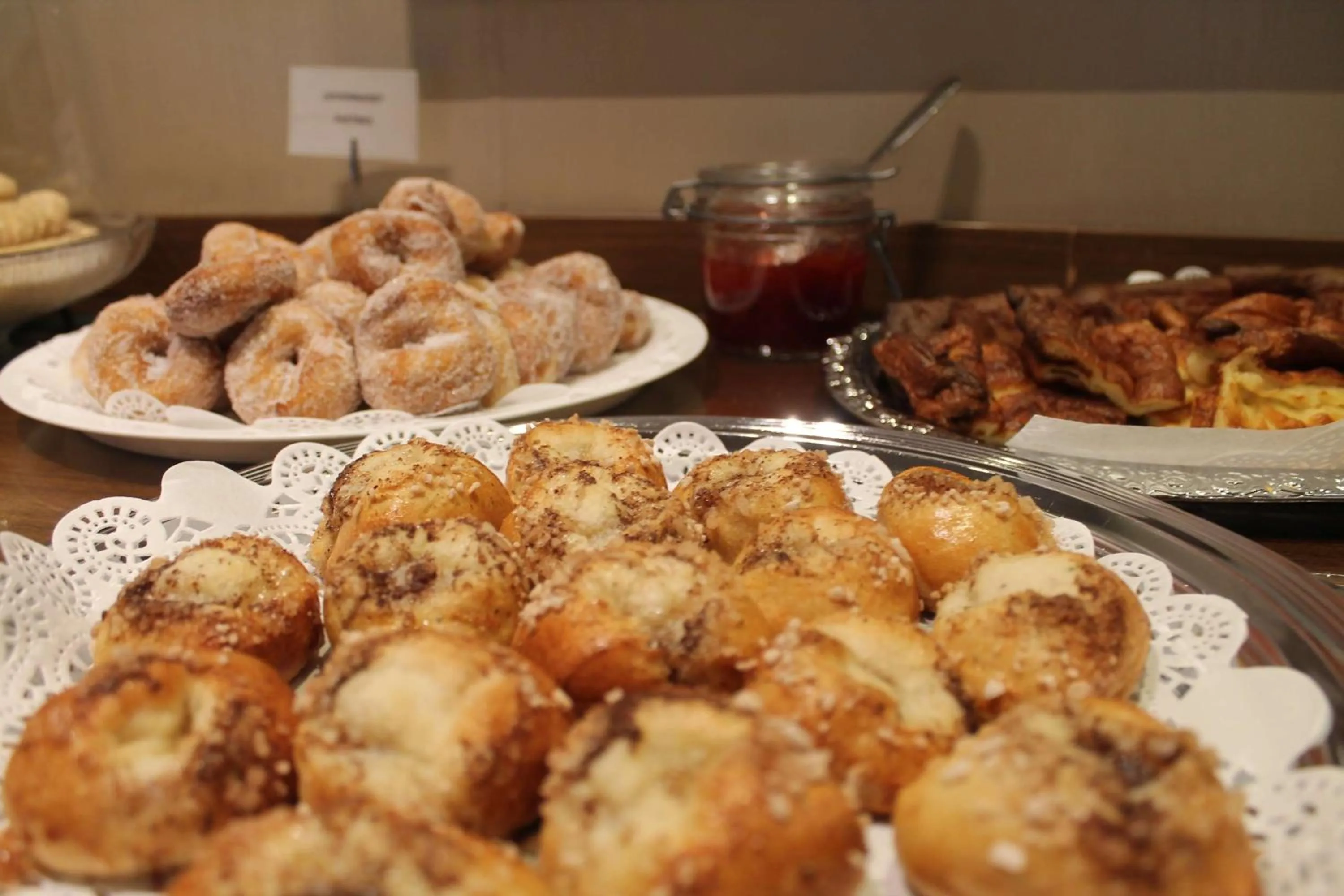 Breakfast in Best Western Hotel Apollo