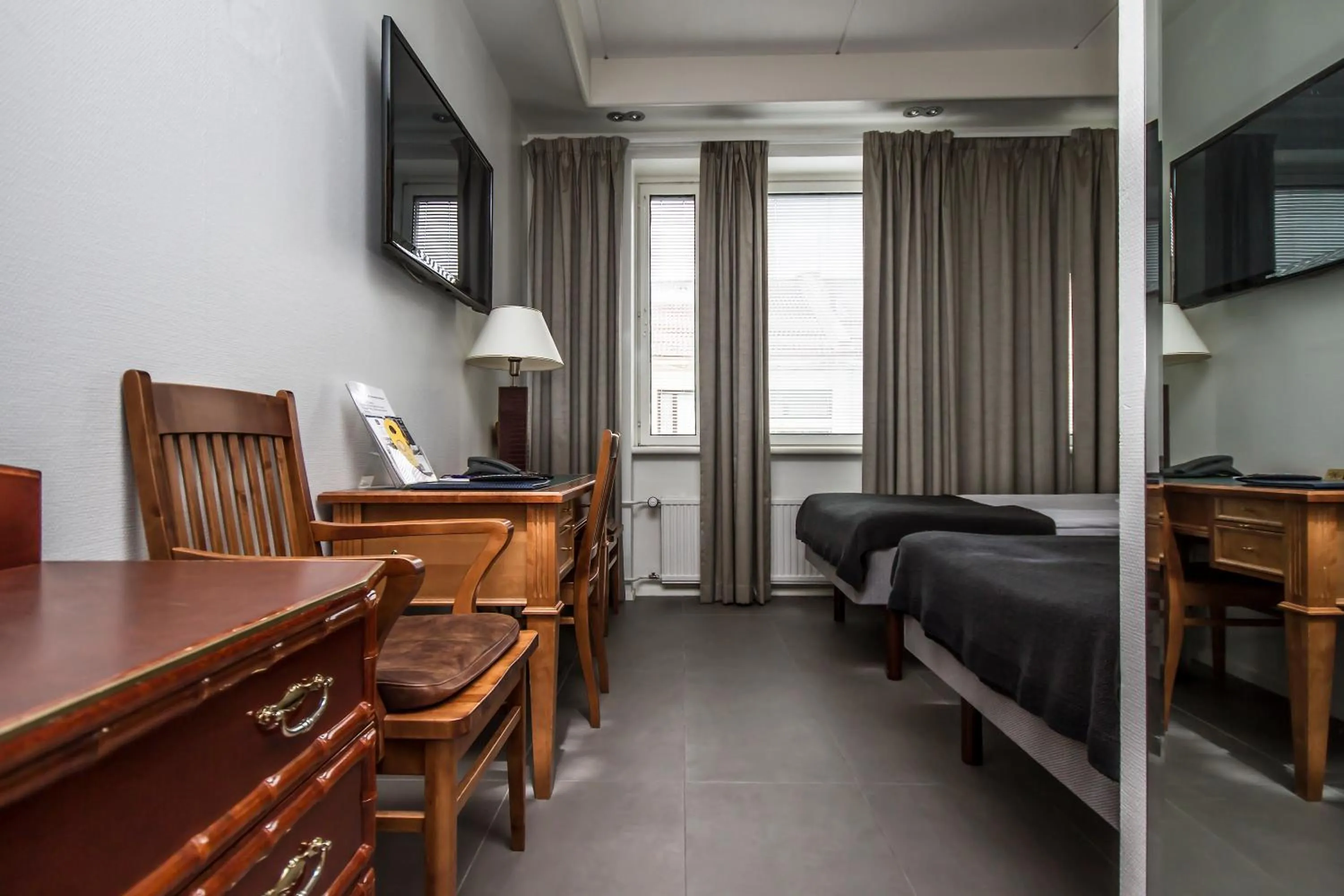 Decorative detail, Bed in Best Western Hotel Apollo