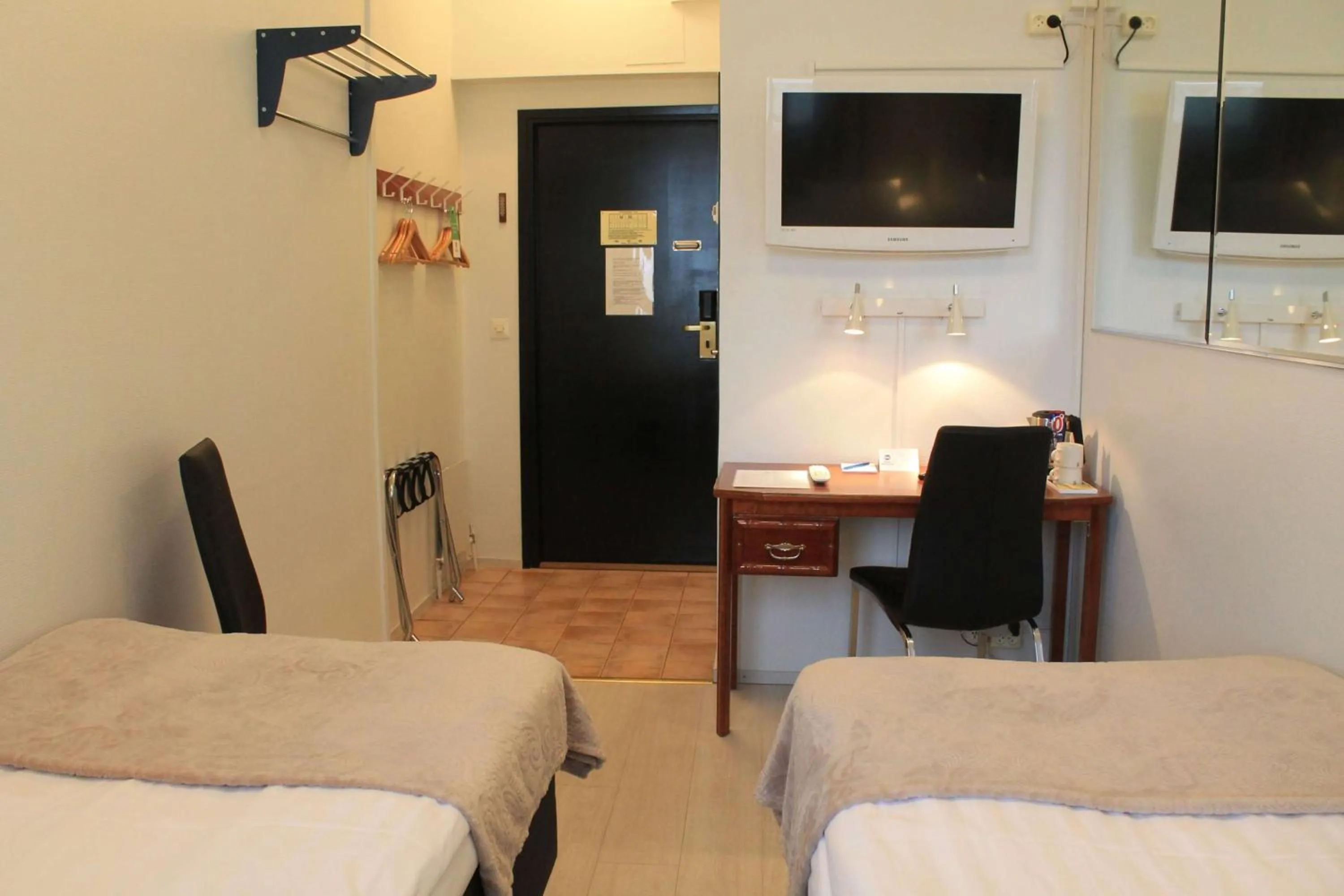 Bedroom, Bed in Best Western Hotel Apollo