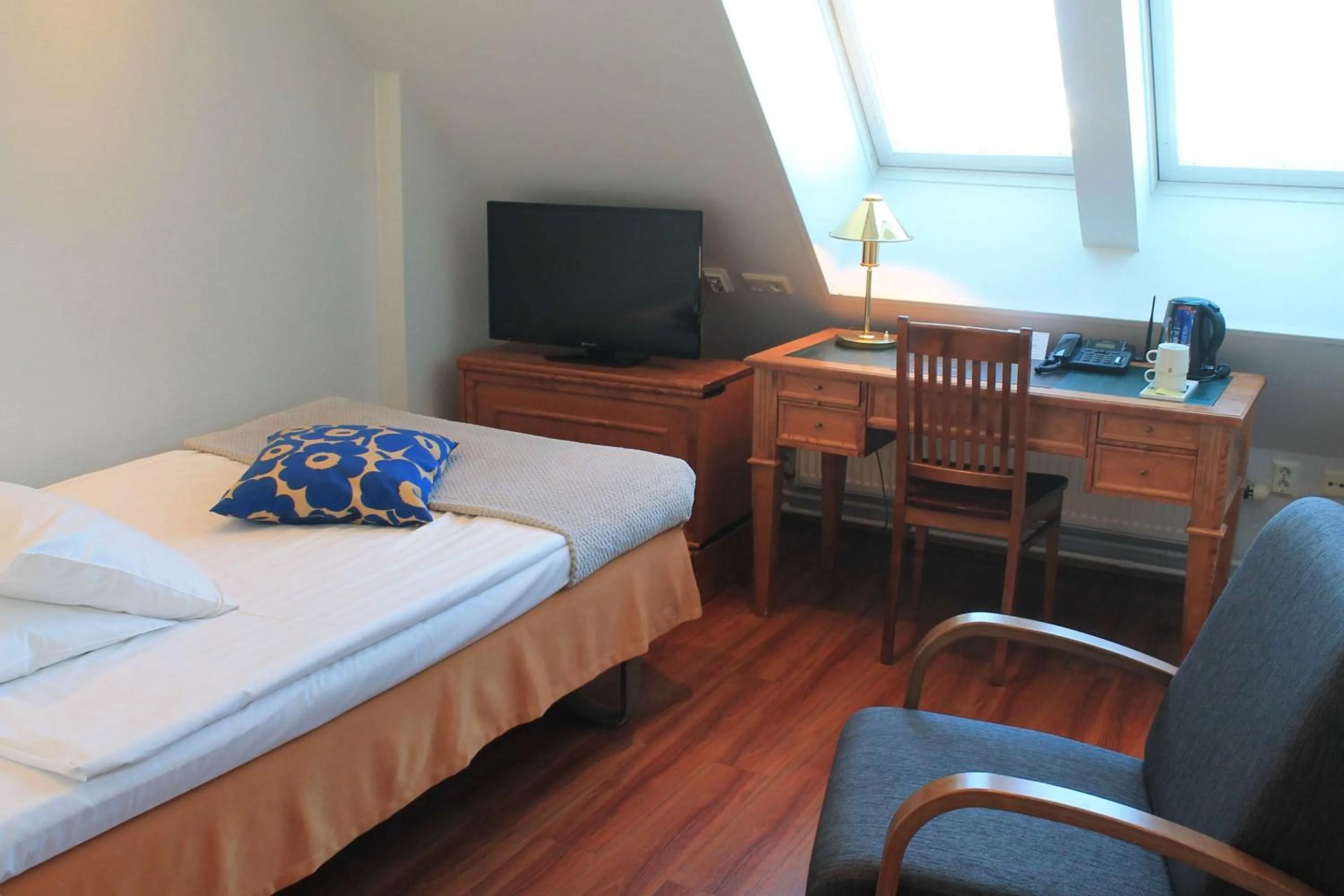 Bedroom, Bed in Best Western Hotel Apollo