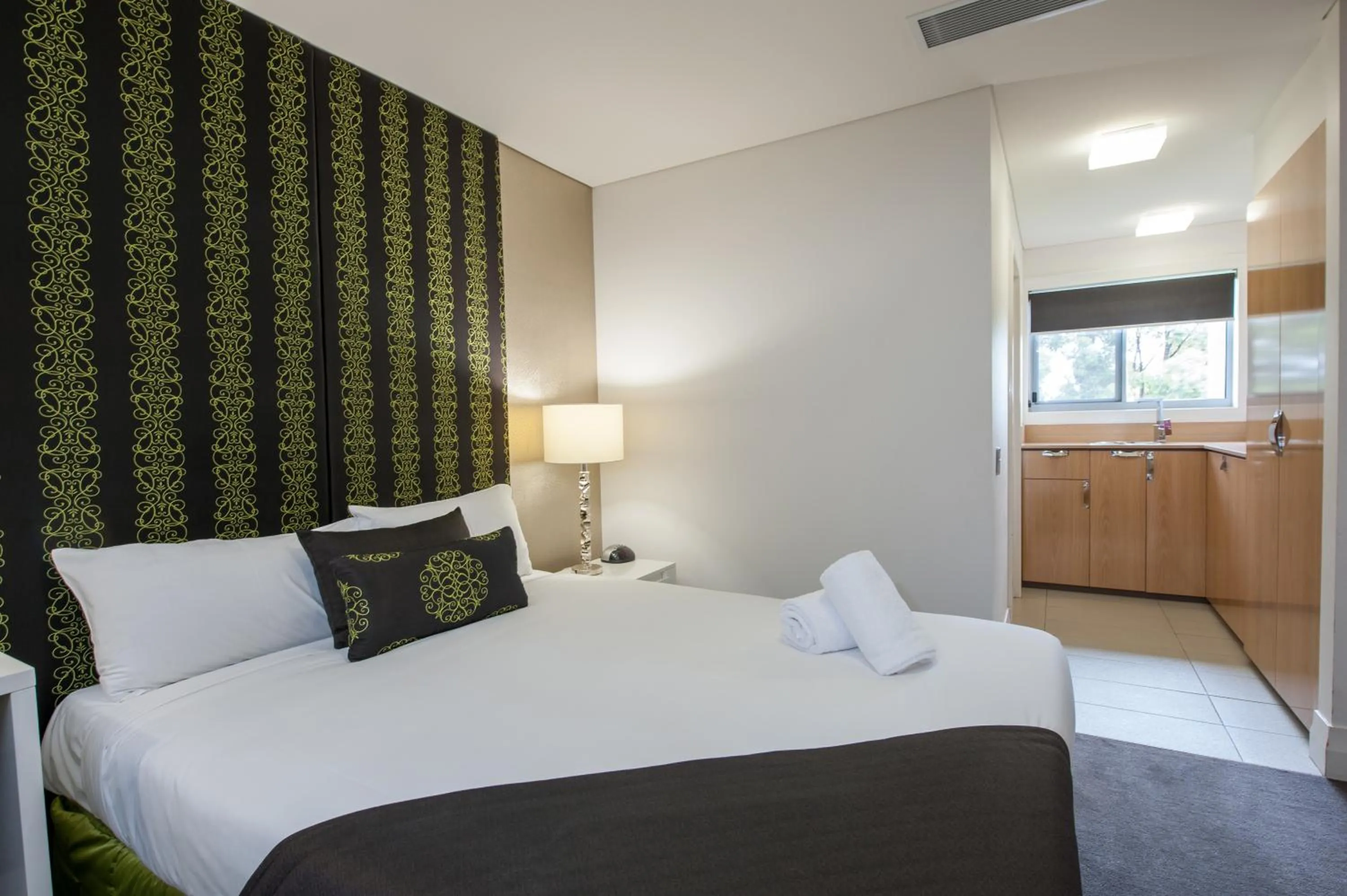 Day, Bed in City Golf Club Motel