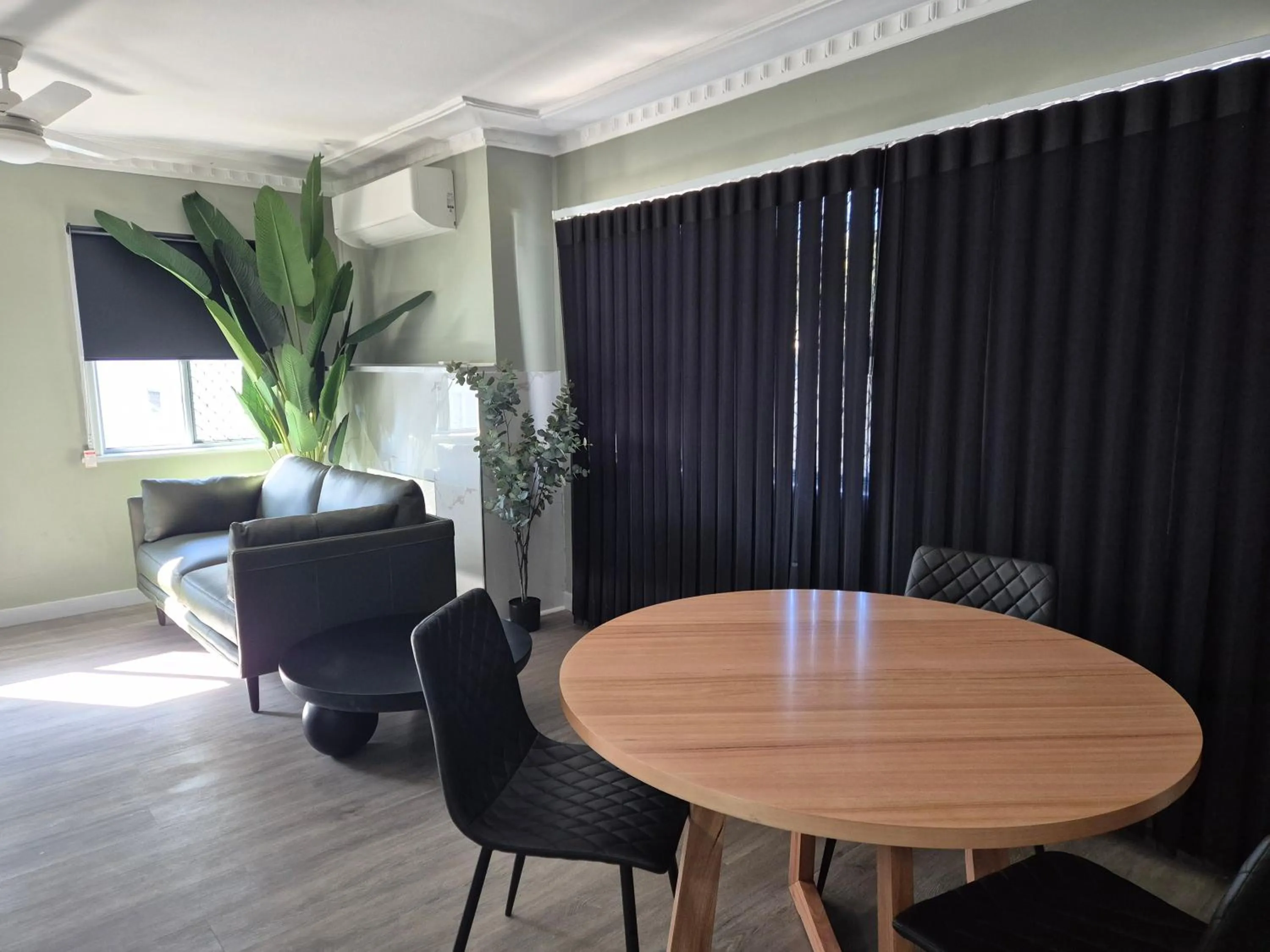 Living room in City Golf Club Motel