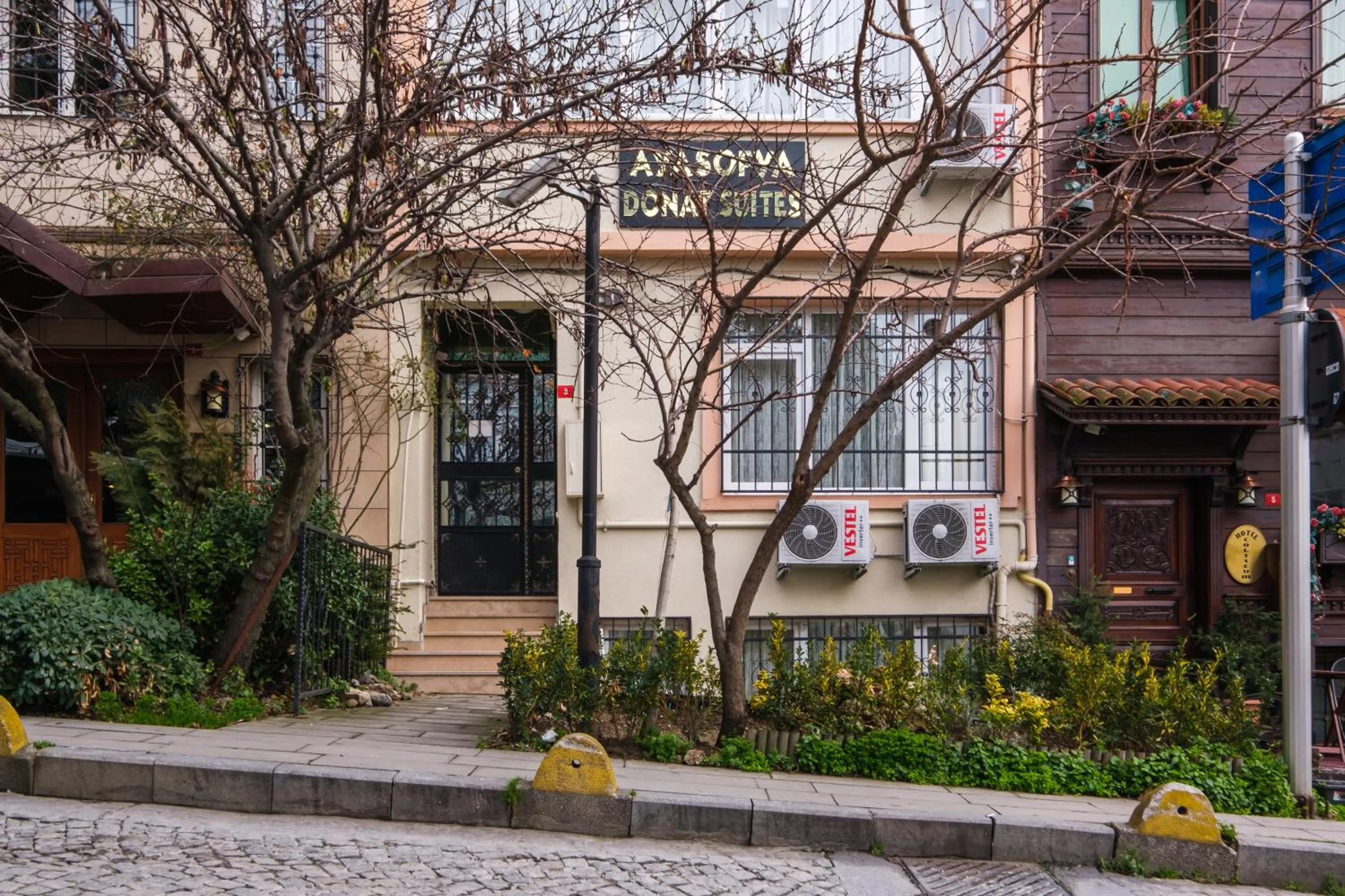 Property building in HagiaSophia Donat Suites