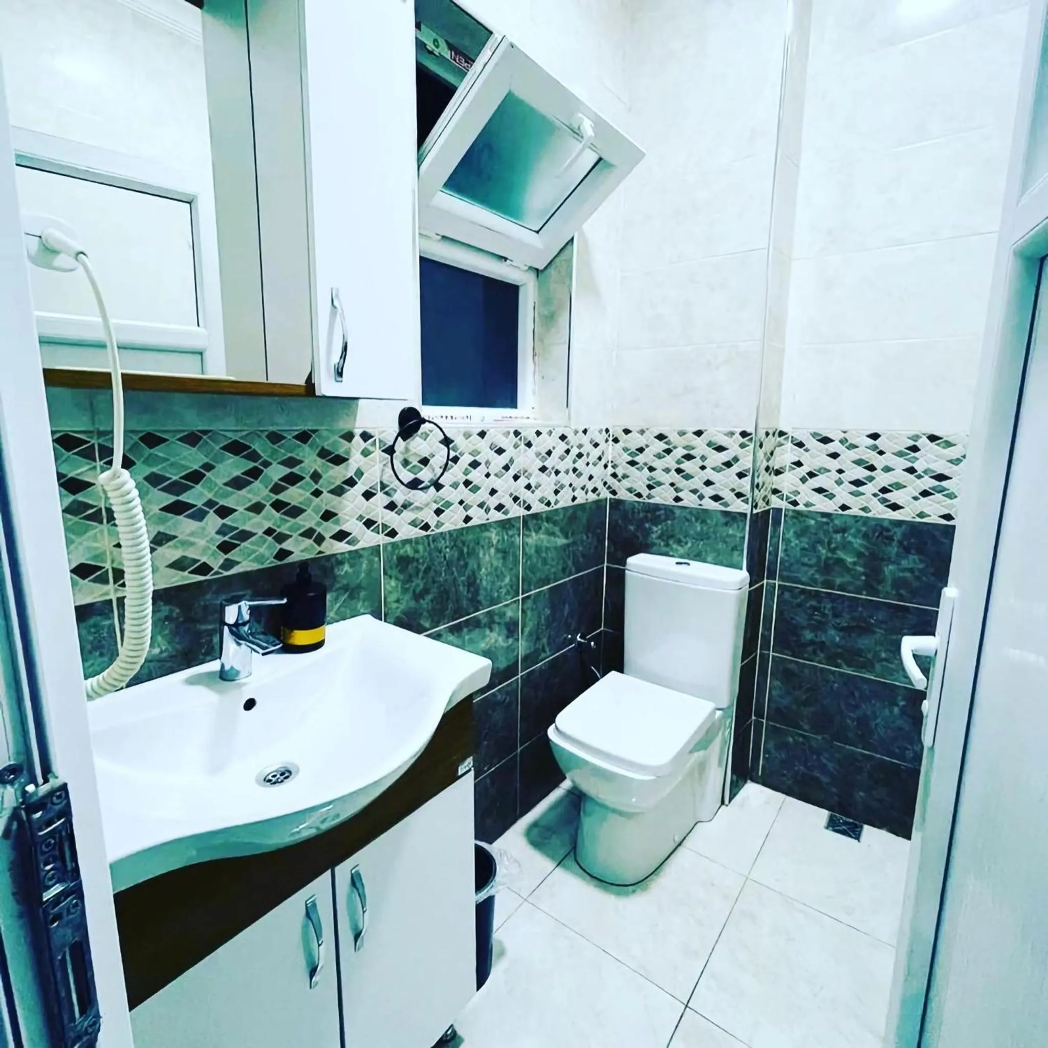 Shower in HagiaSophia Donat Suites