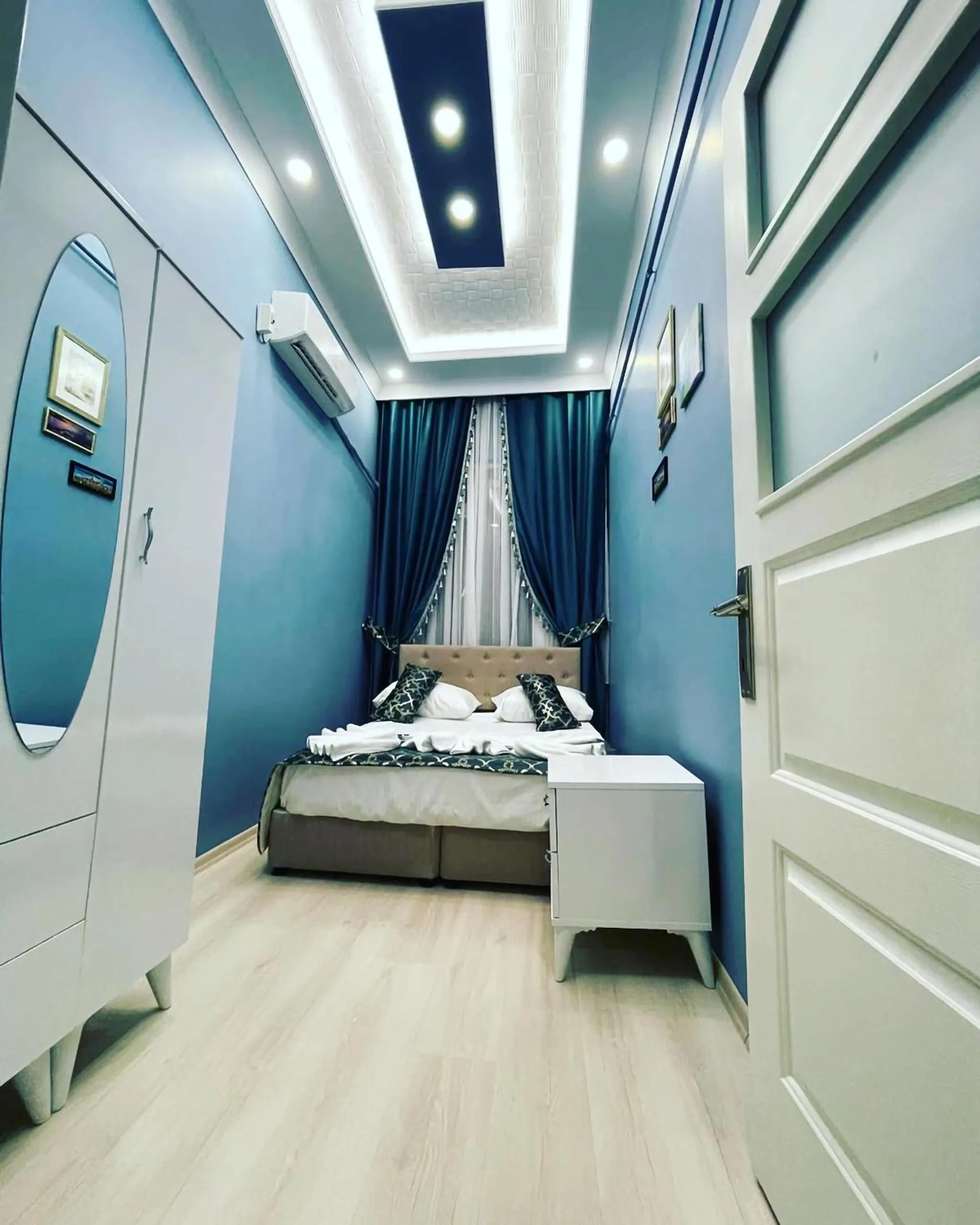 Bedroom in HagiaSophia Donat Suites