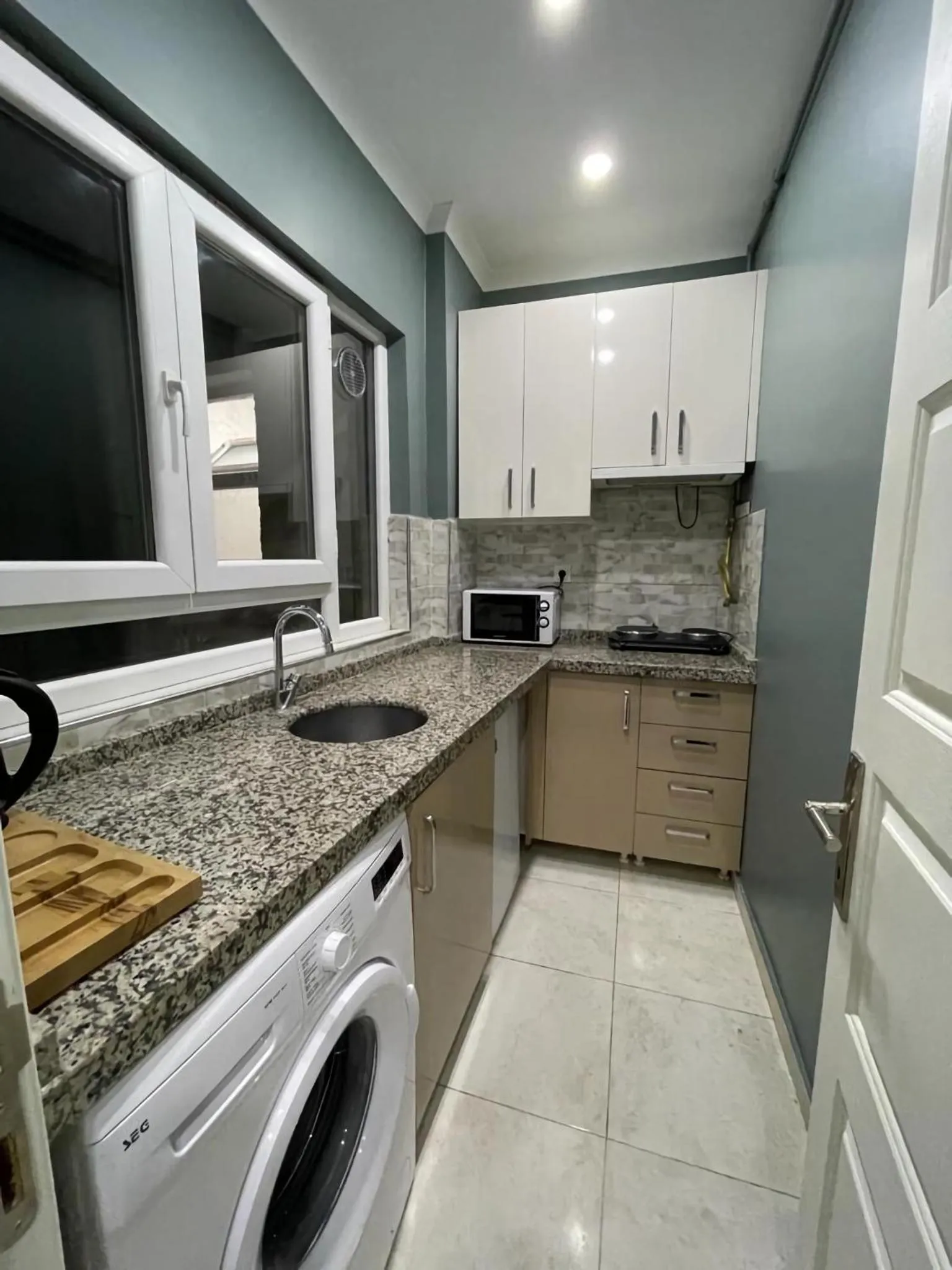 Kitchen or kitchenette in HagiaSophia Donat Suites