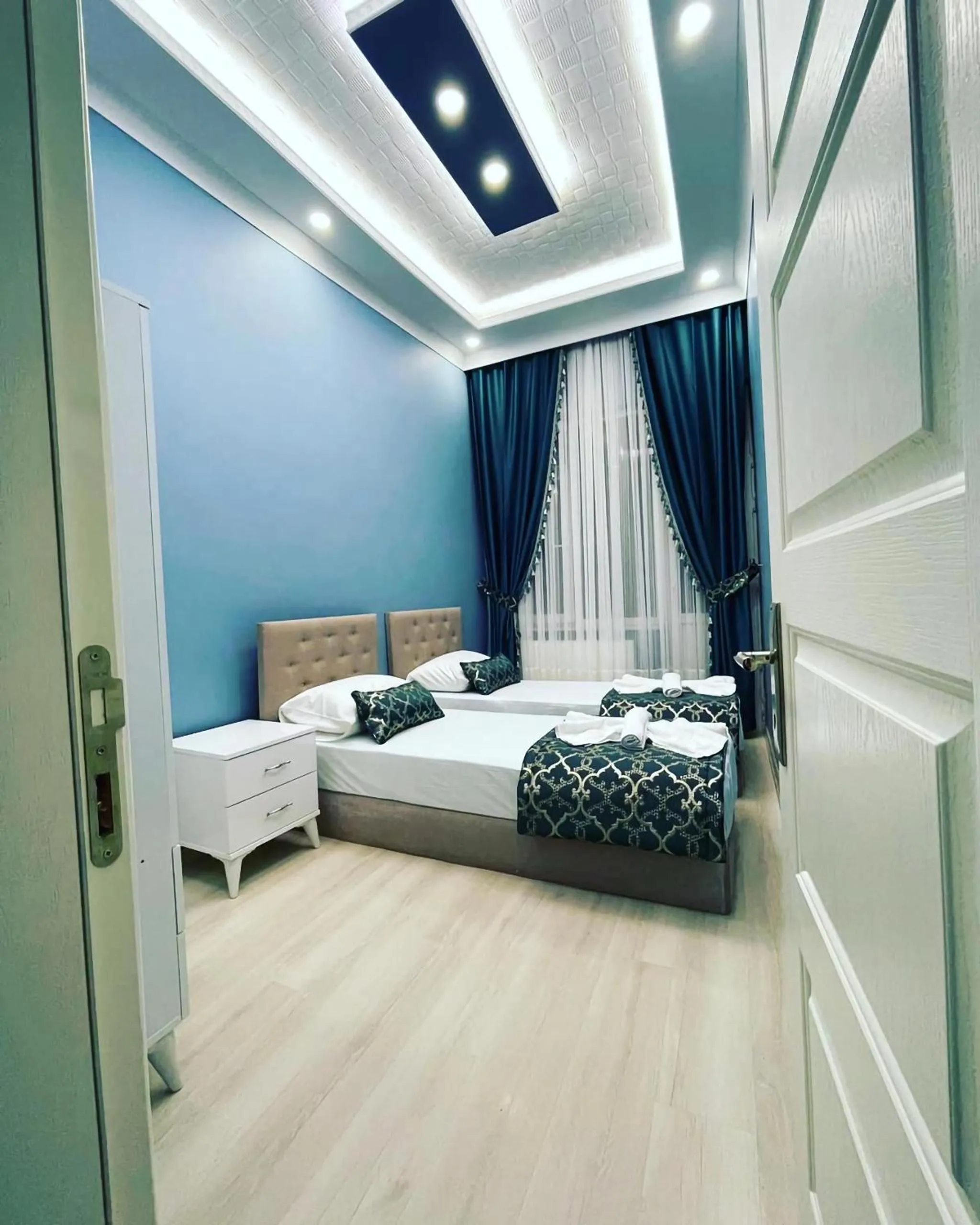 Bed in HagiaSophia Donat Suites