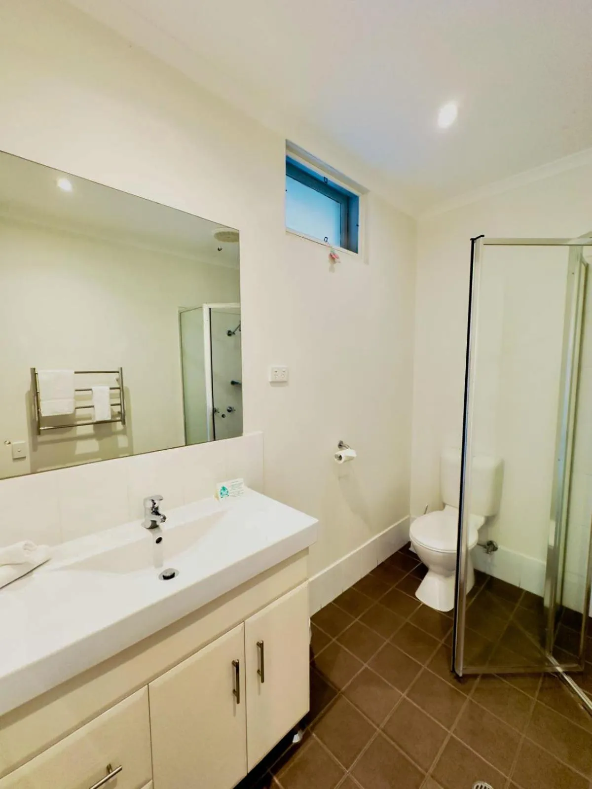 Shower in Merivale Motel