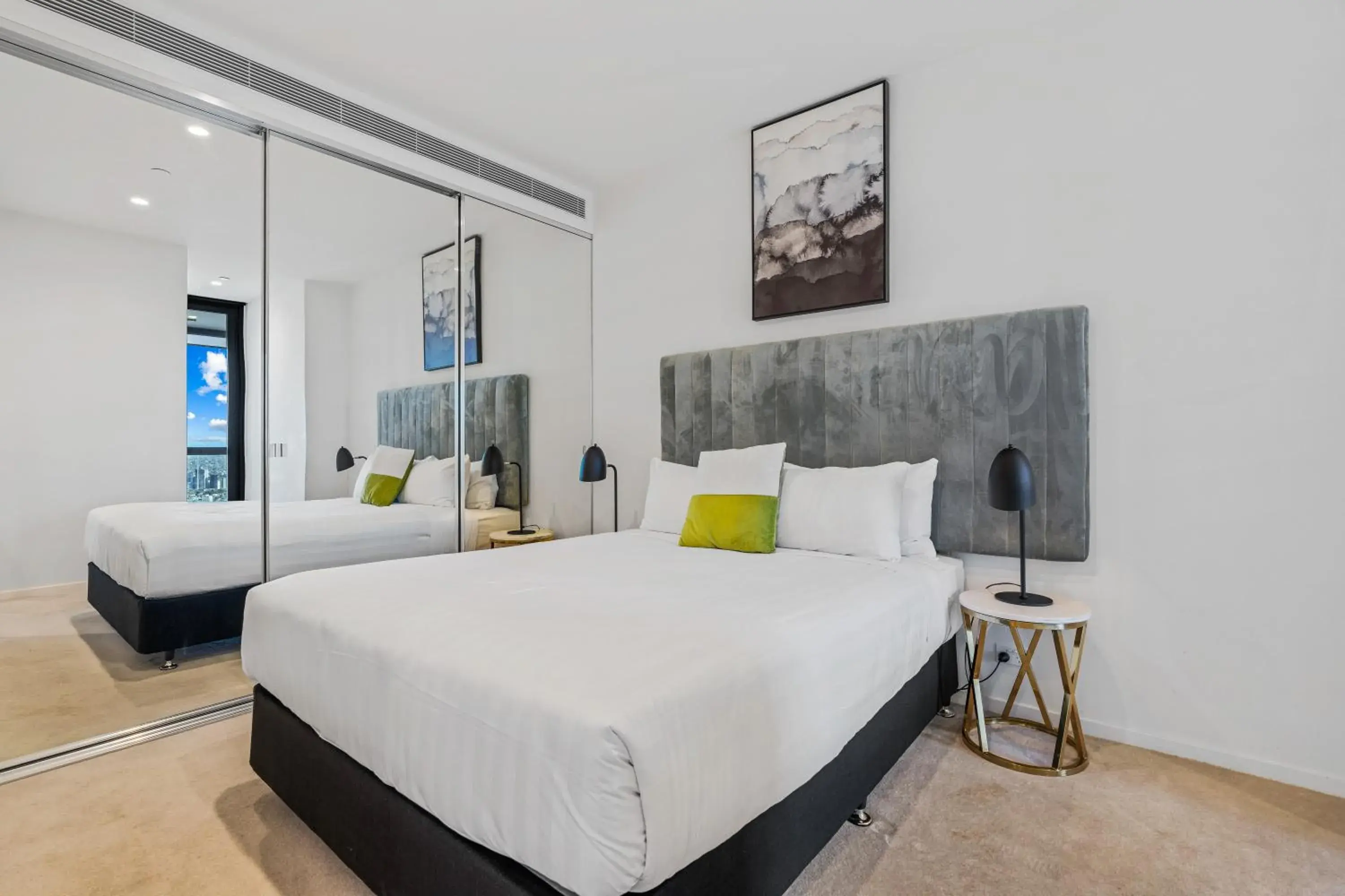 One Bedroom Sky High Apartment in CLLIX Australia 108 Apartments One Bedroom Sky High Apartment in CLLIX Australia 108 Apartments